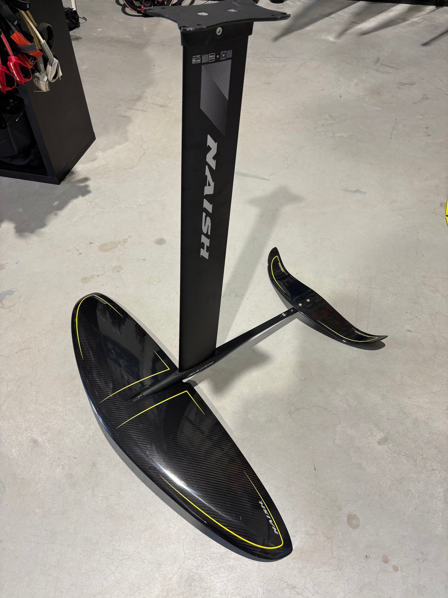 Complete Wingfoil set | Naish Hover 5’7/135L + Naish Foil + Naish ADX 5.5