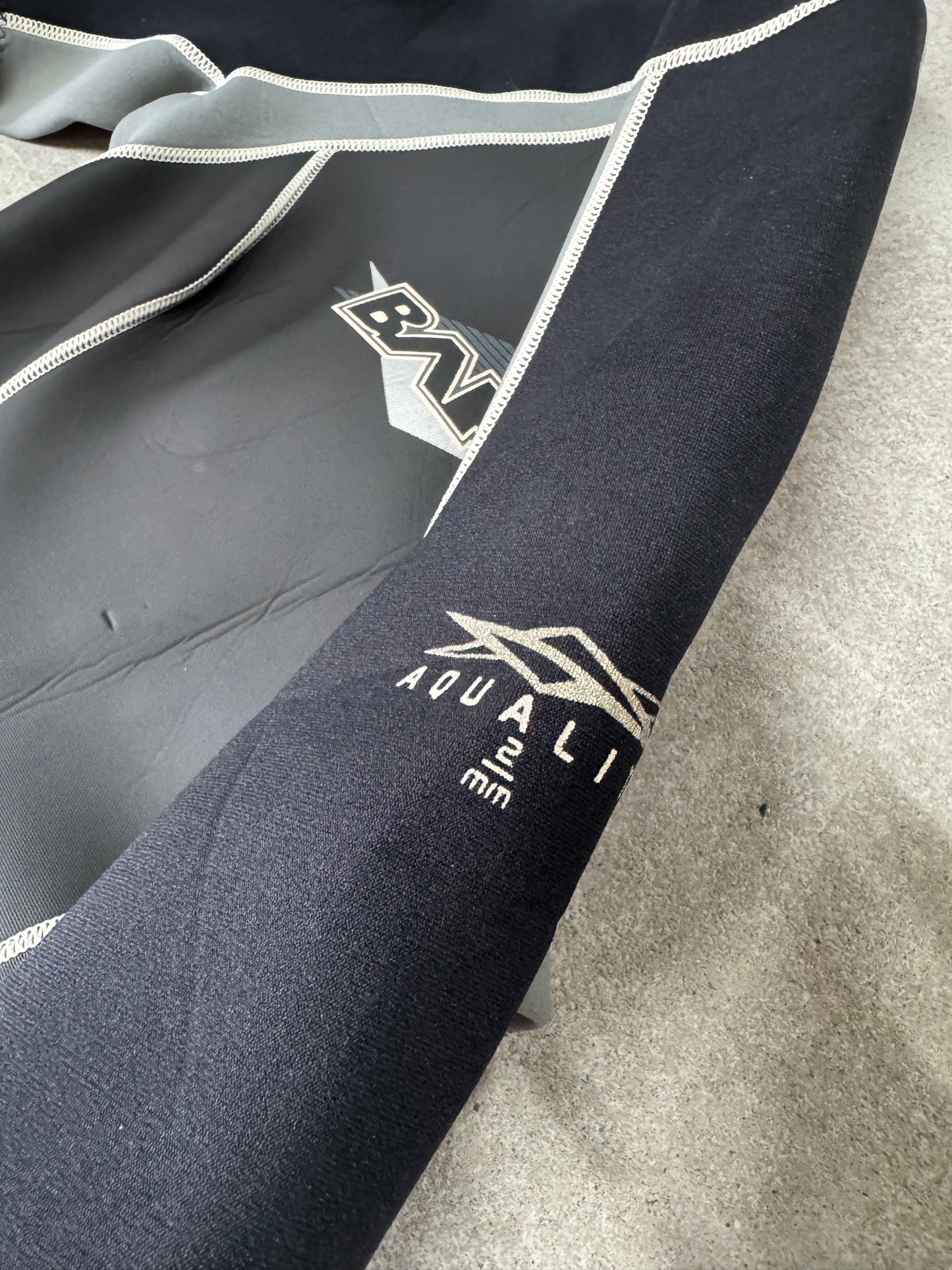Bare Aqualite Shorty 2mm Heren Maat L