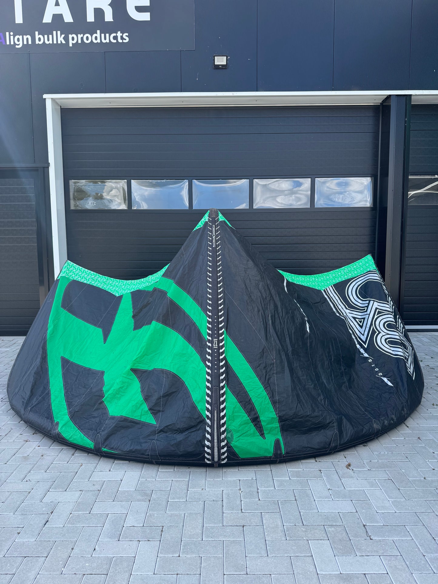 F-One Bandit 12m + RRD Placebo 137x40 + F-One Bar
