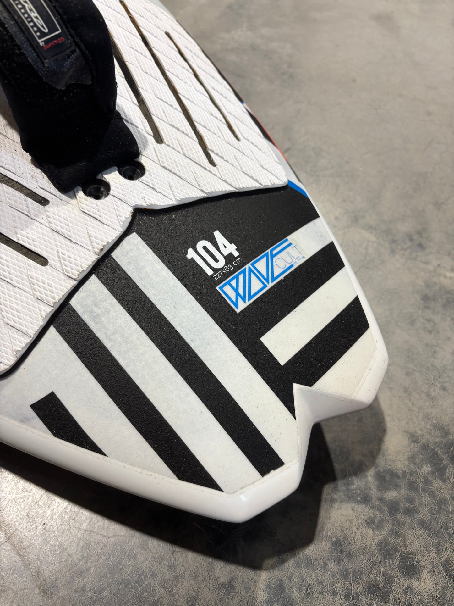 RRD Wavecult LTD - 104L