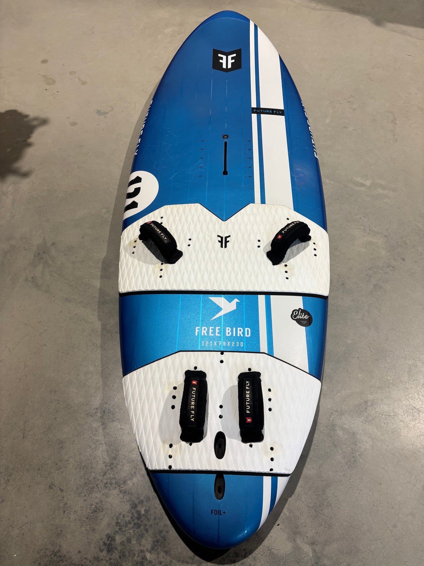 Future Fly Freebird - 121L