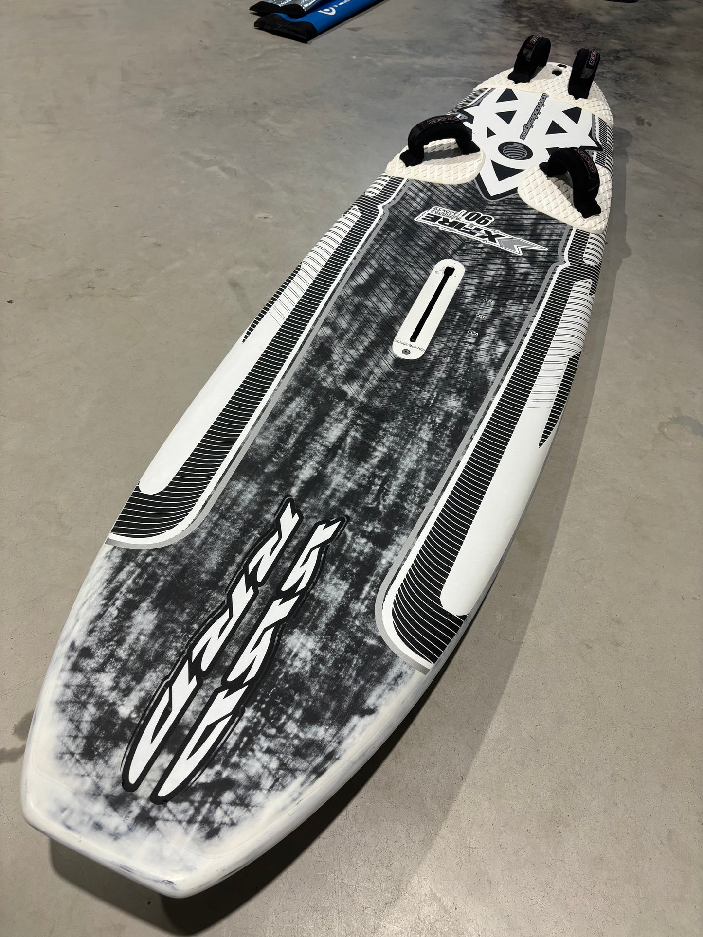 RRD X-Fire LTD - 90L