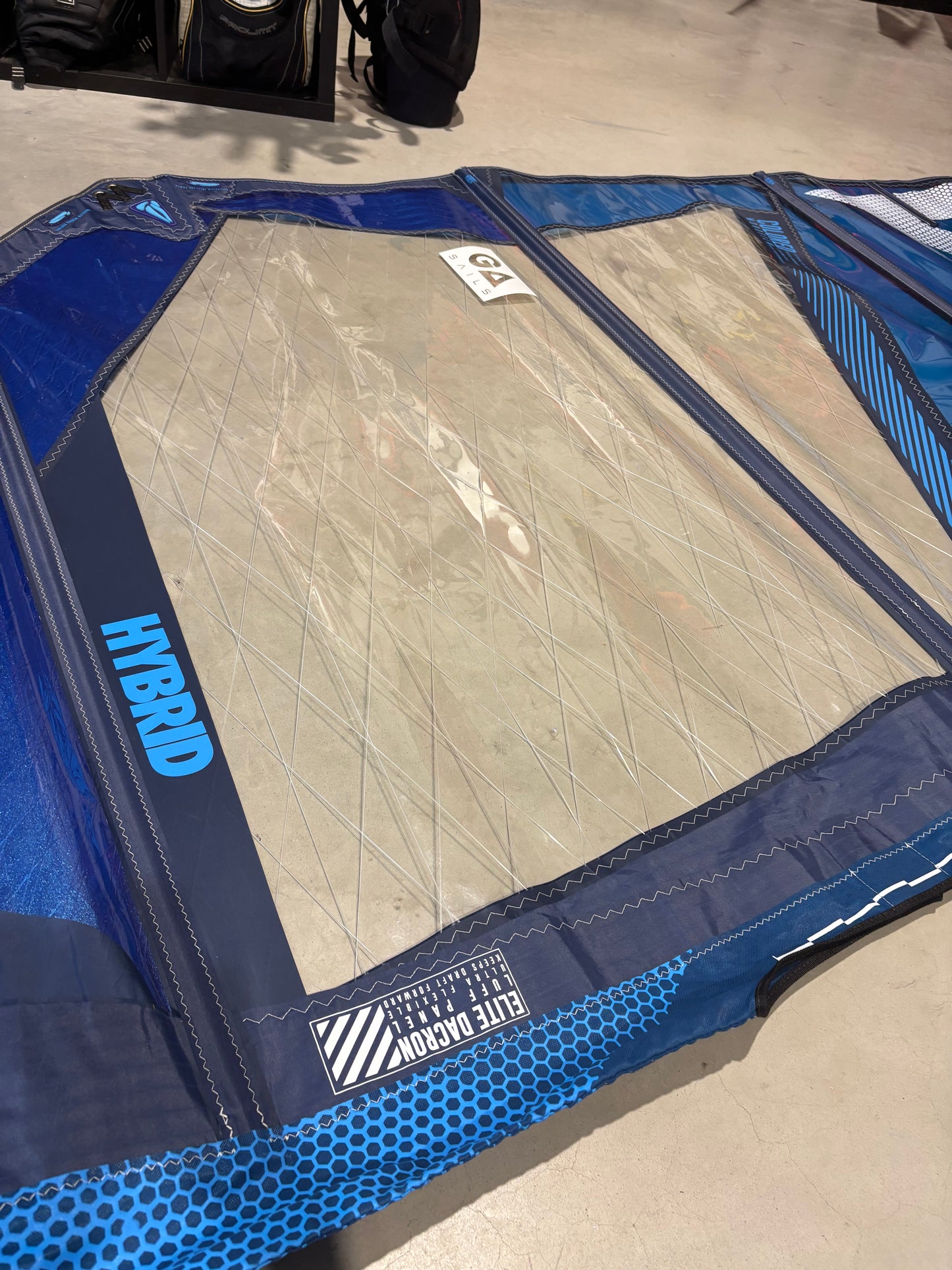 Gaastra Hybrid 5.6 + Windgear 430 RDM C30
