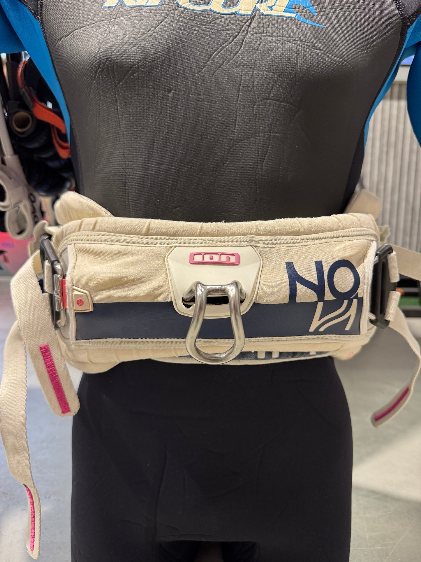 Ion Nova Heuptrapeze Dames maat L