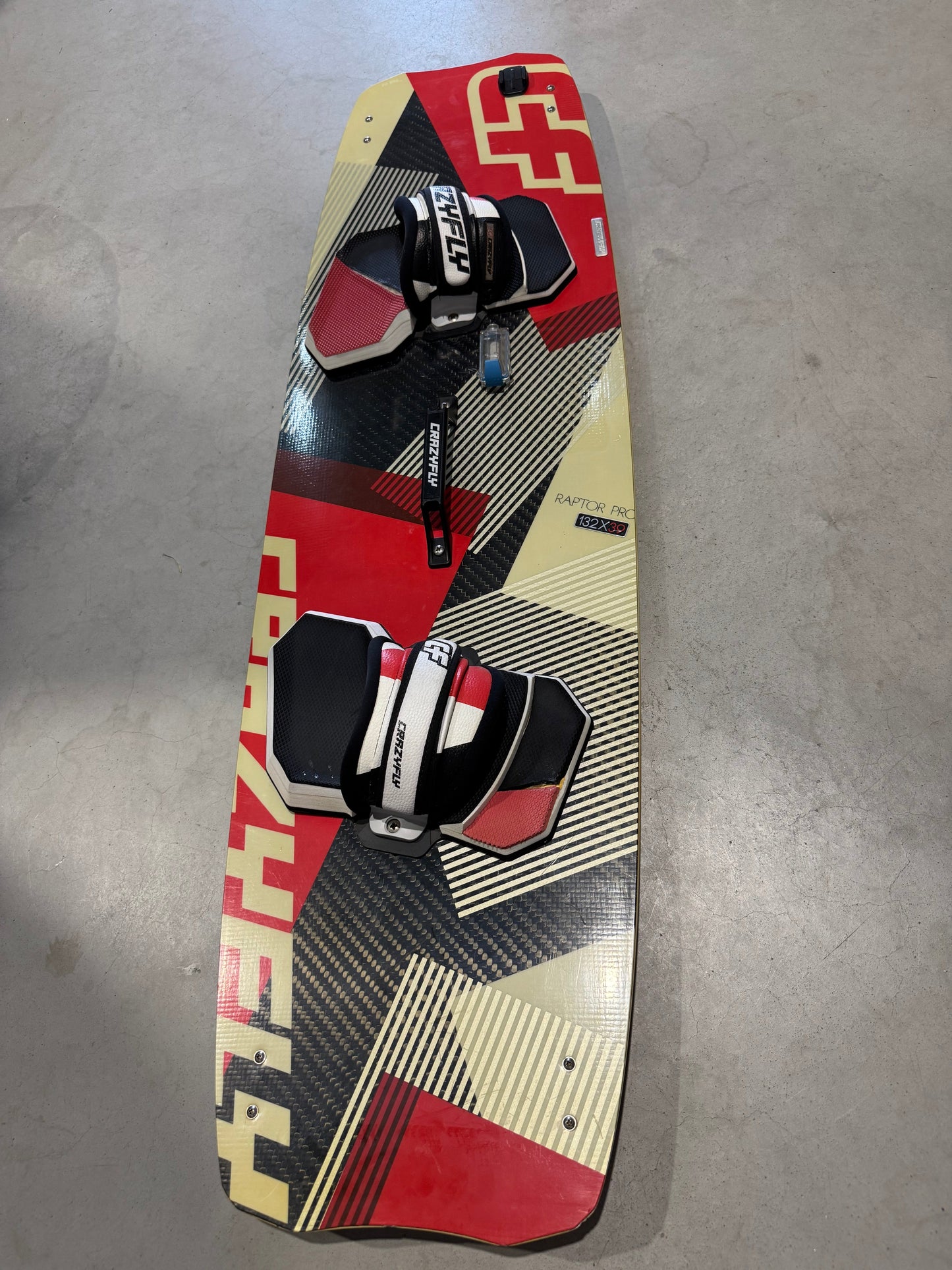 Cabrinha Switchblade 12m + Crazyfly Raptor 132x39 + Cabrinha Bar