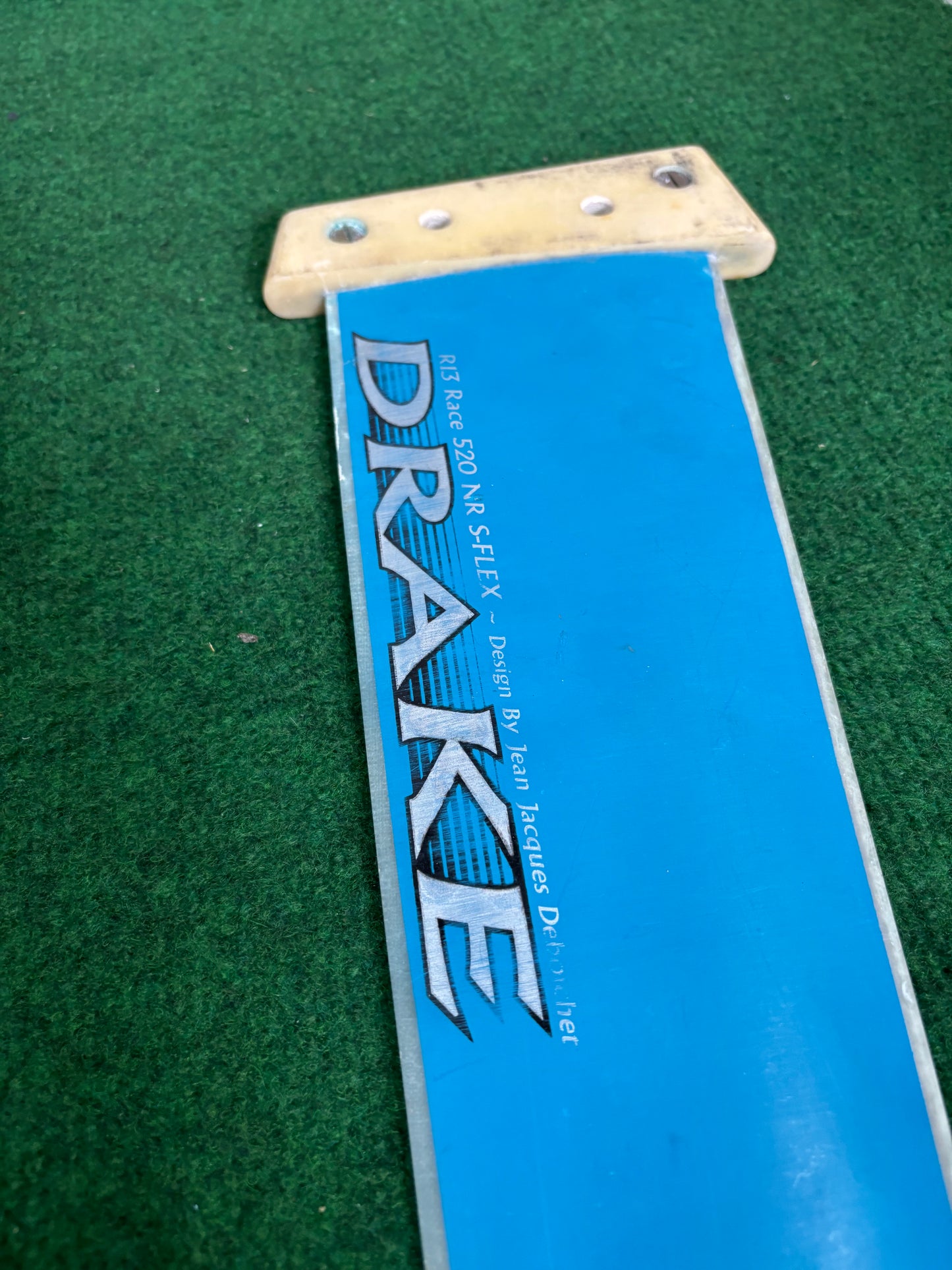 Drake Race 52cm Tuttlebox