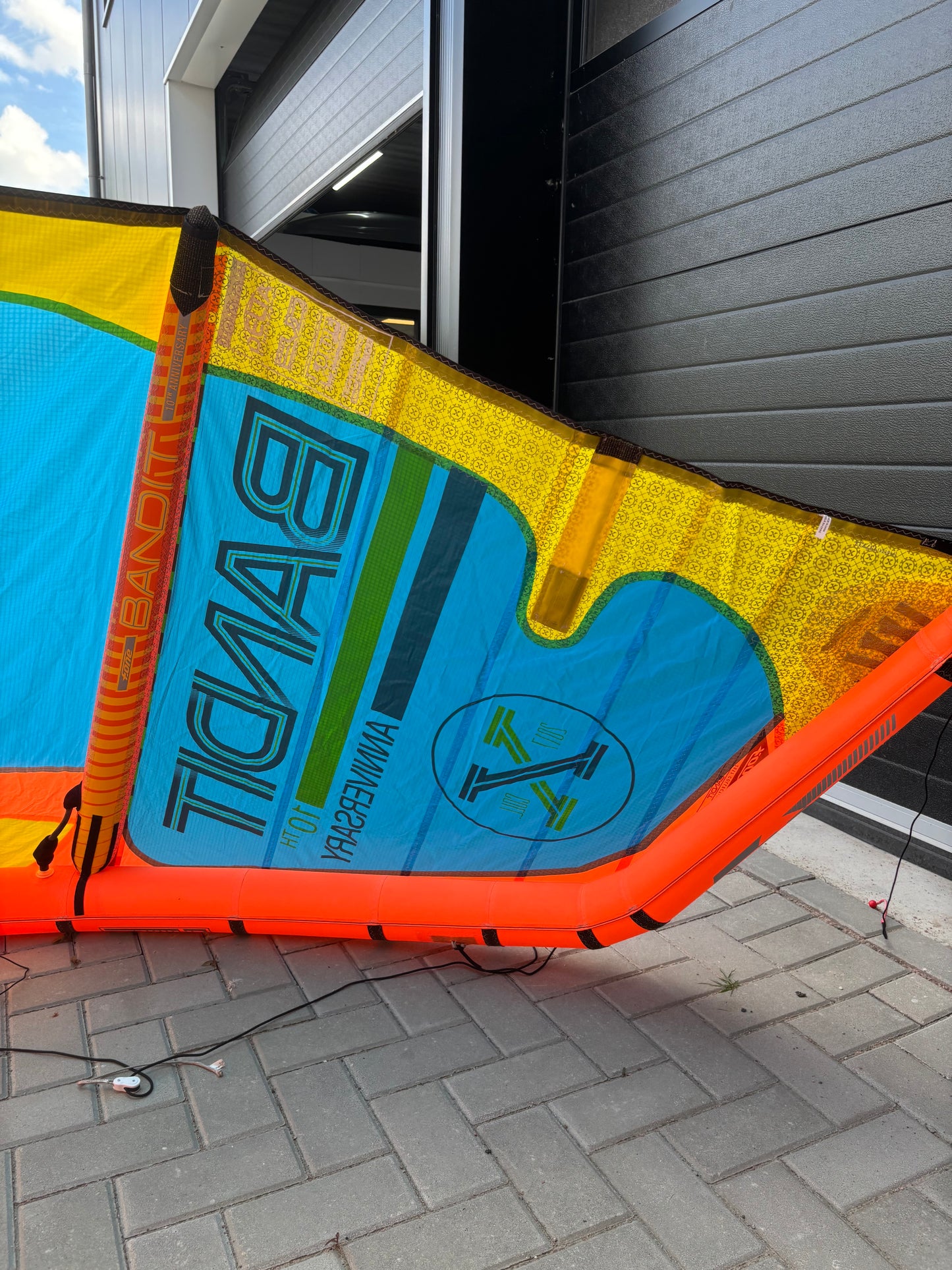 F-One Bandit 8 + Slingshot Vision 134x40 + F-One Bar