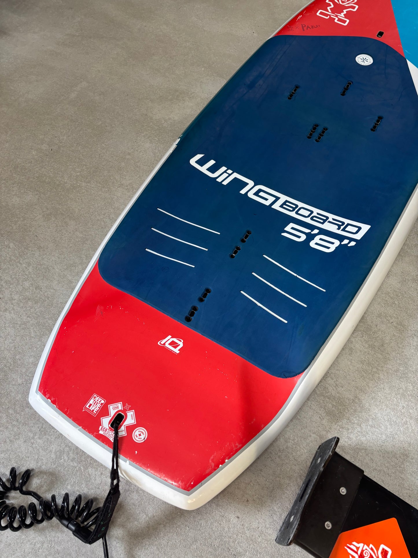 Complete Wingfoil set | Starboard Wingboard 5’8 + Starboard Foil + F-One Swing 5m