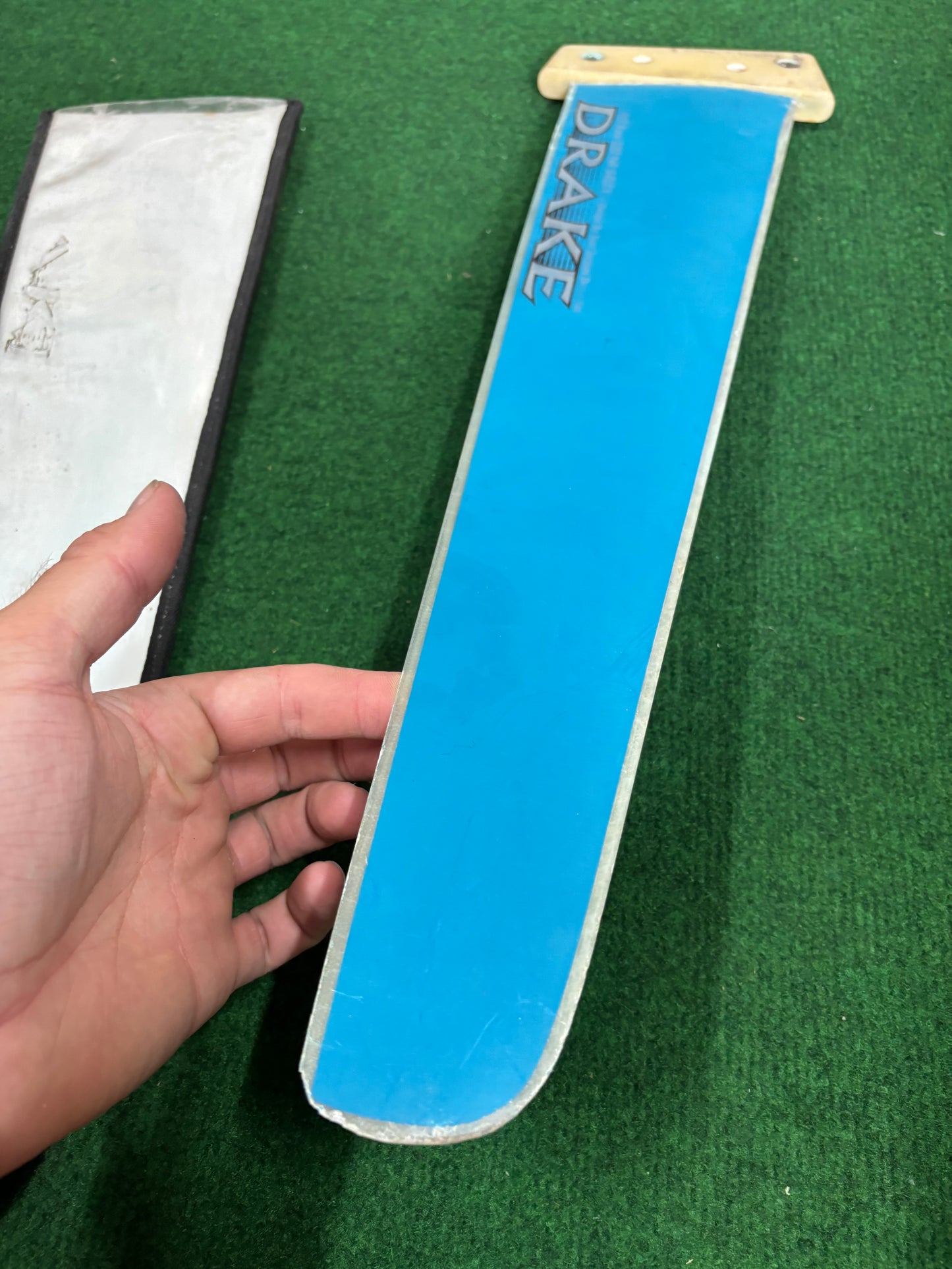 Drake Race 52cm Tuttlebox