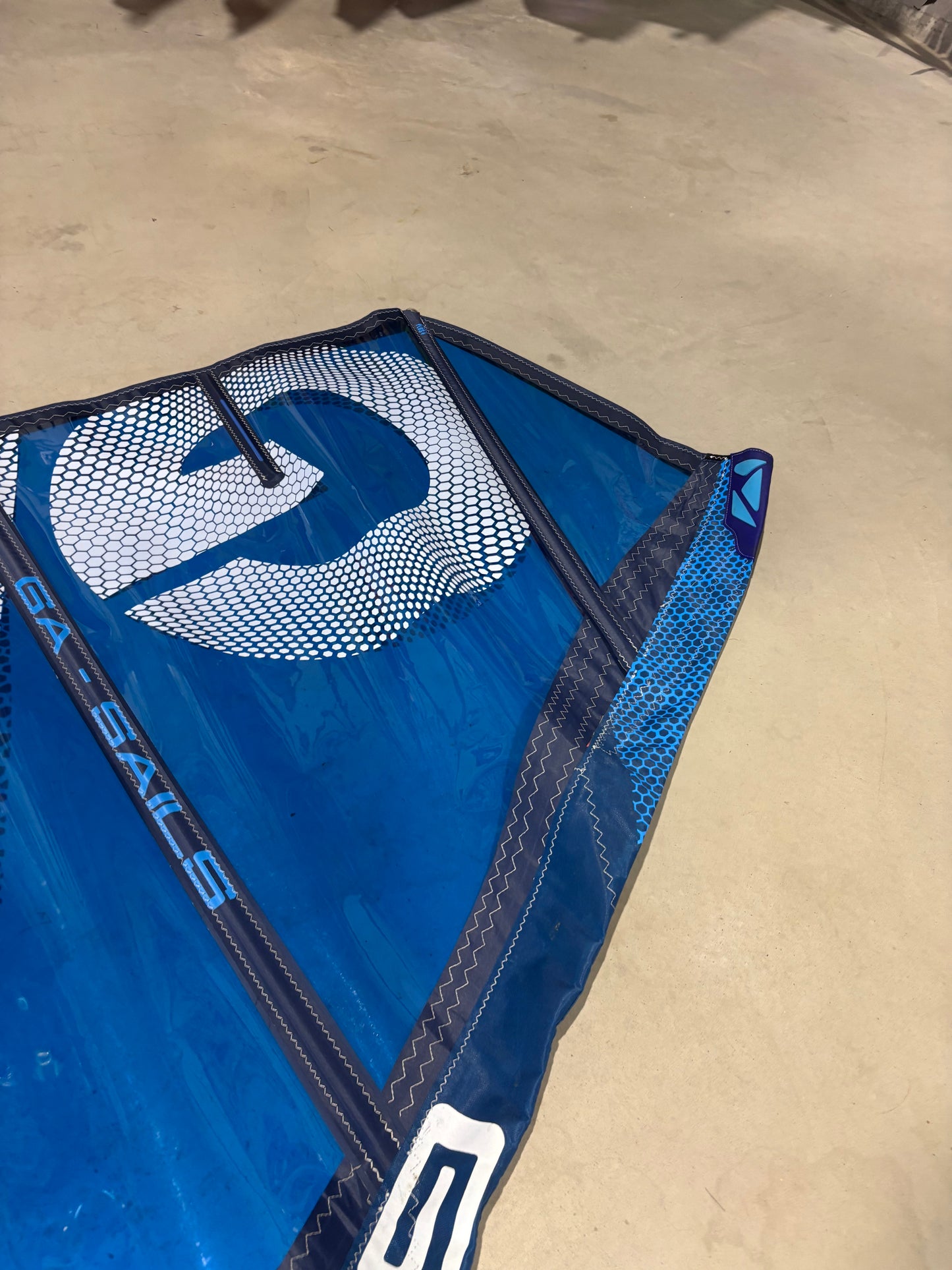 Gaastra Hybrid 5.6 + Windgear 430 RDM C30