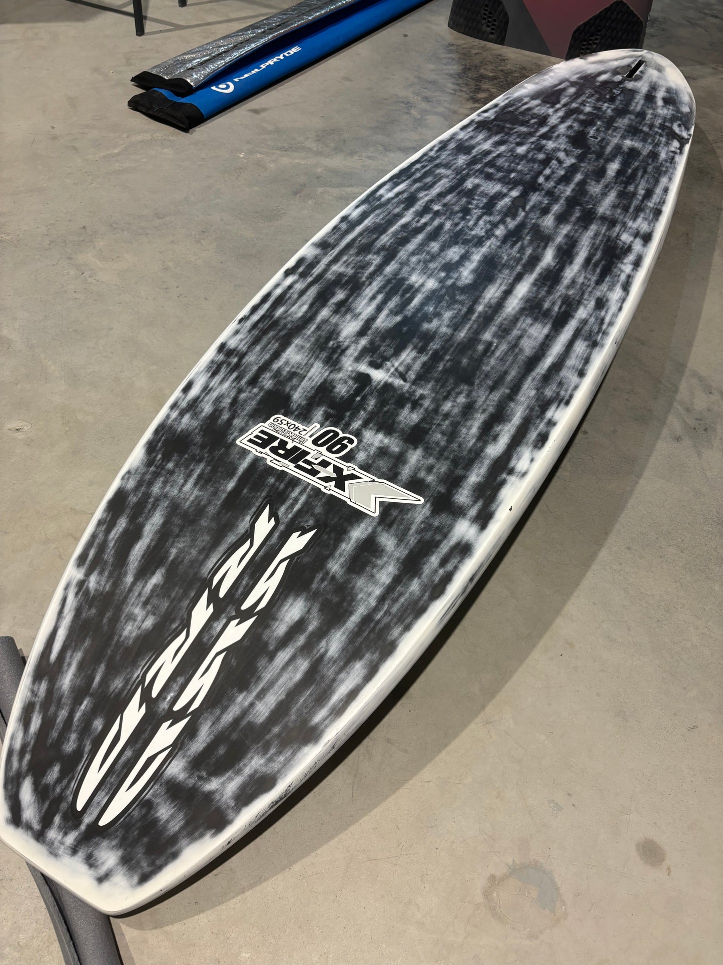 RRD X-Fire LTD - 90L