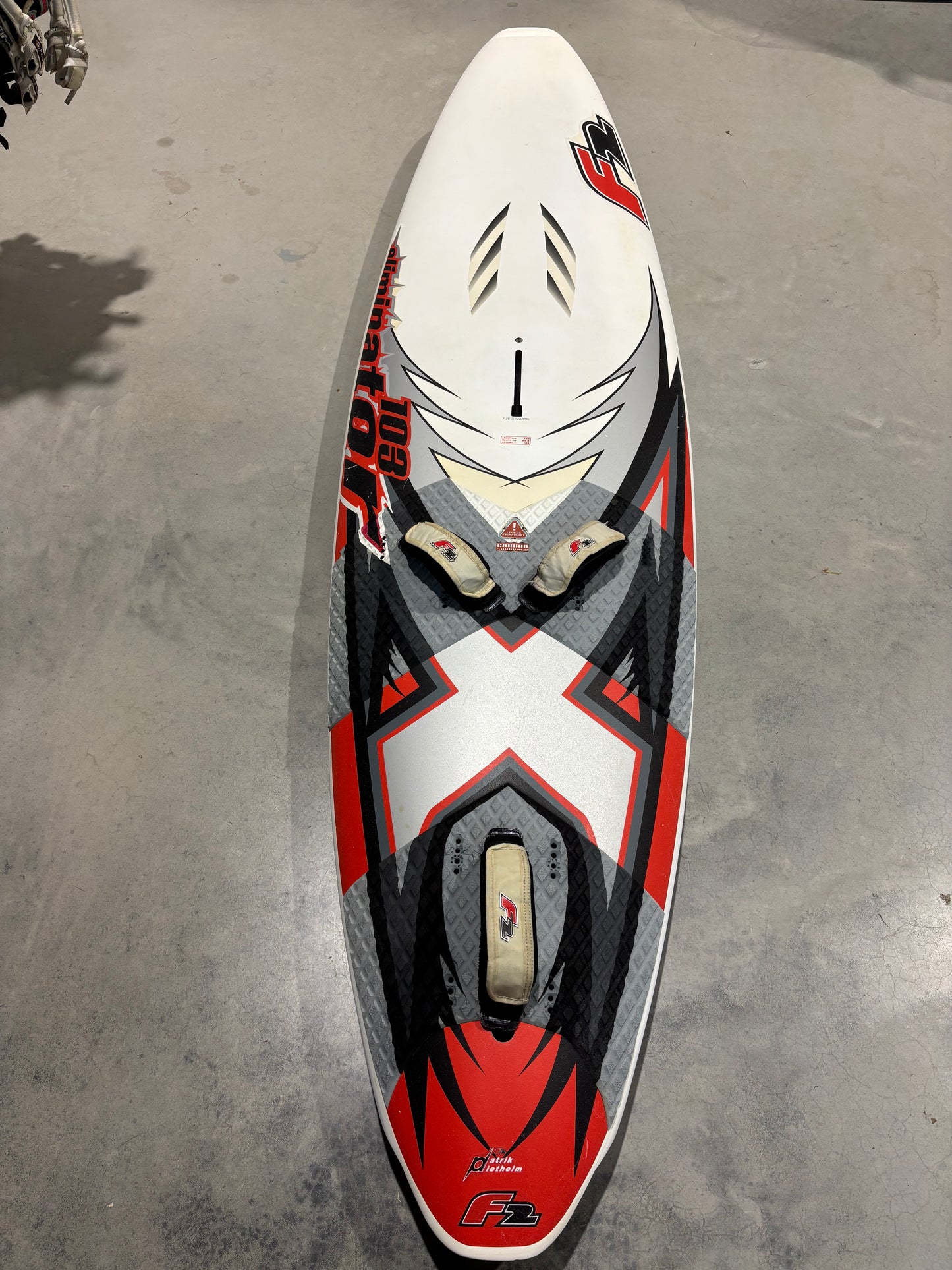 F2 Eliminator - 103L