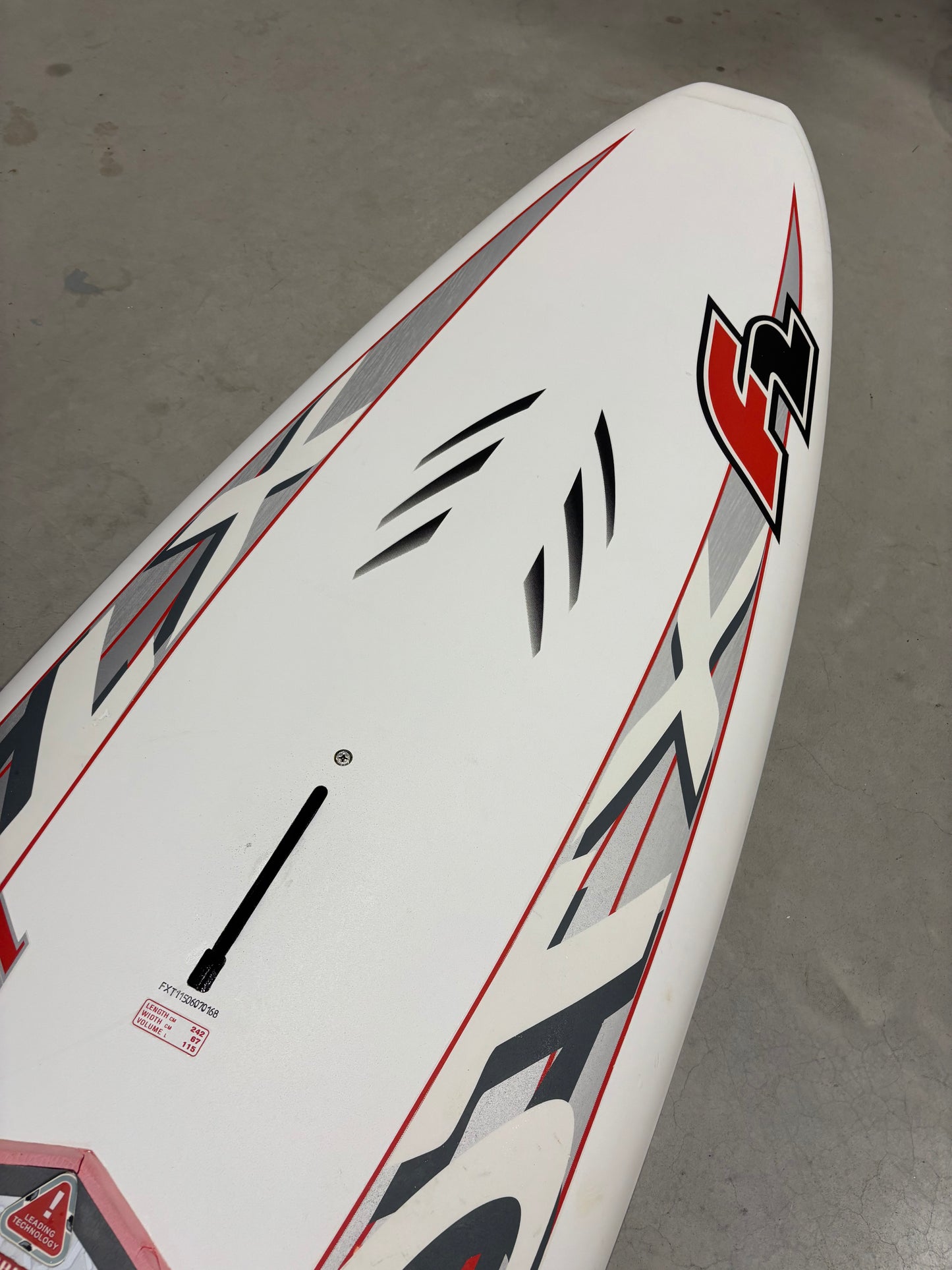F2 XTC - 115L