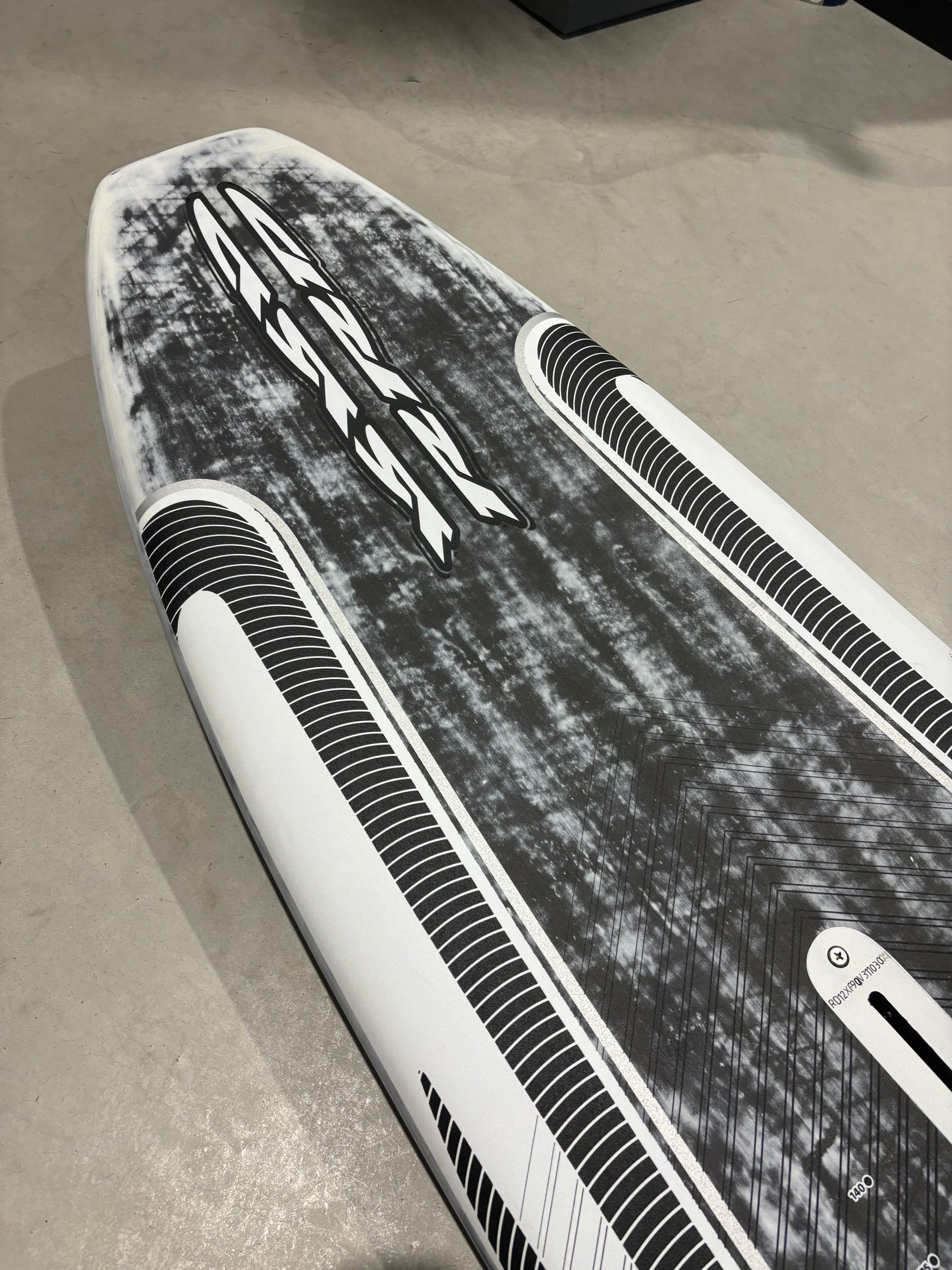 RRD X-Fire LTD - 90L