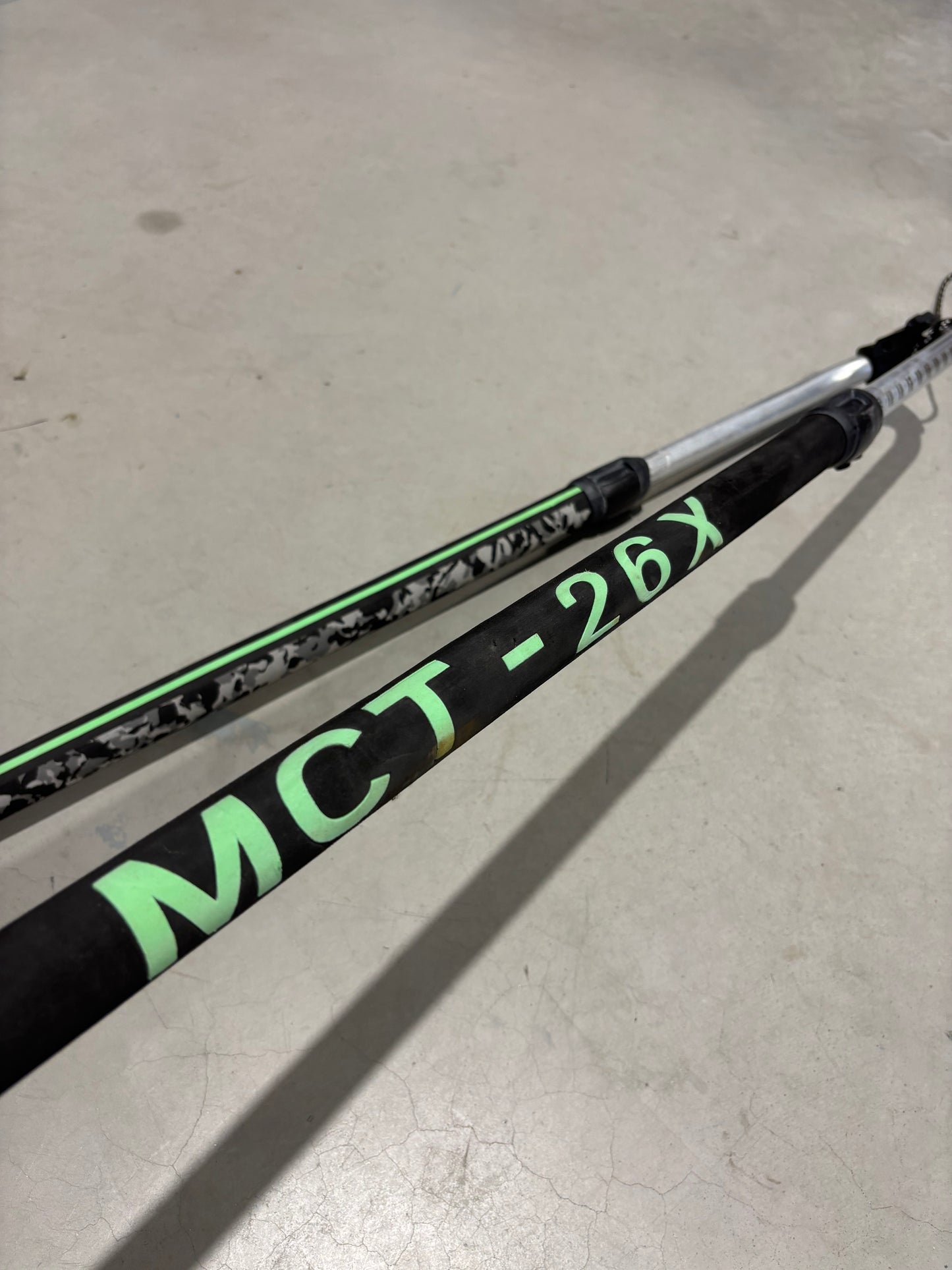 Aeron MCT 26X 150-200