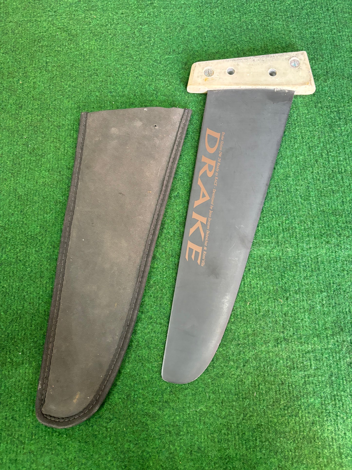 Drake Race 34cm Tuttlebox
