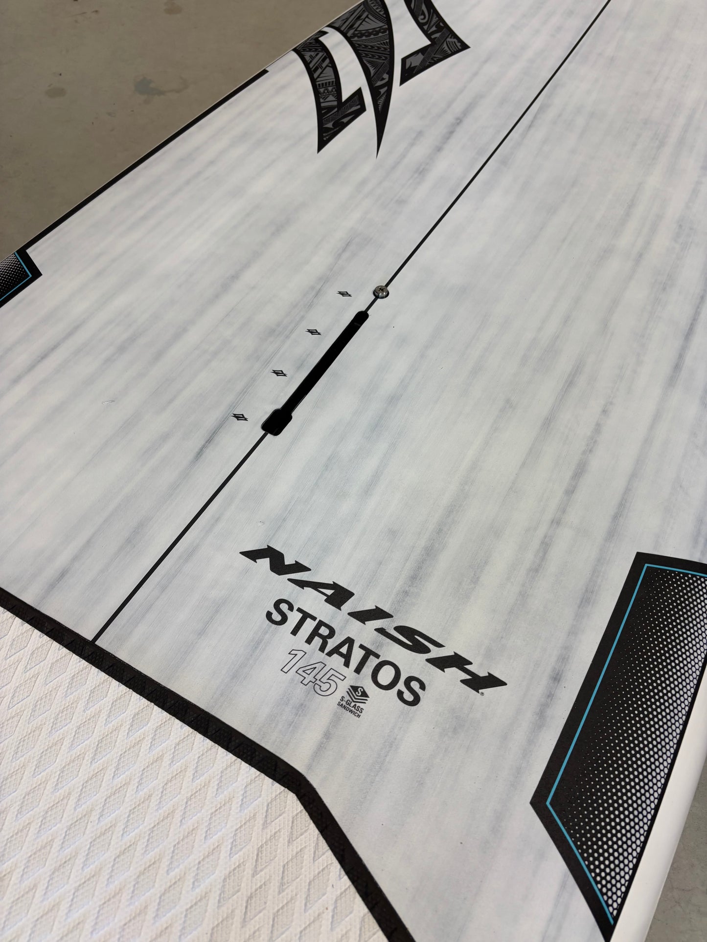 Naish Stratos - 145L / NIEUW