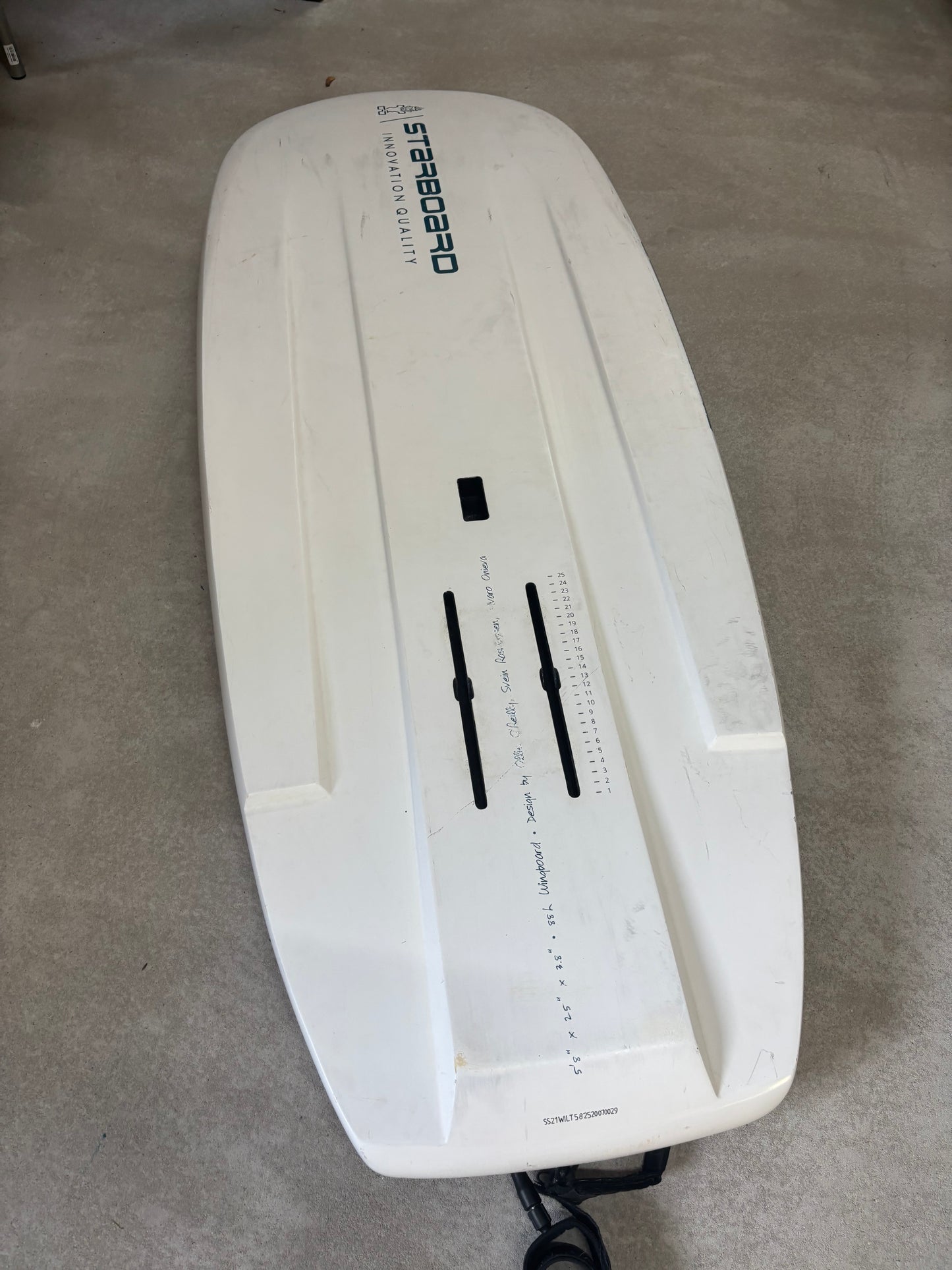 Complete Wingfoil set | Starboard Wingboard 5’8 + Starboard Foil + F-One Swing 5m