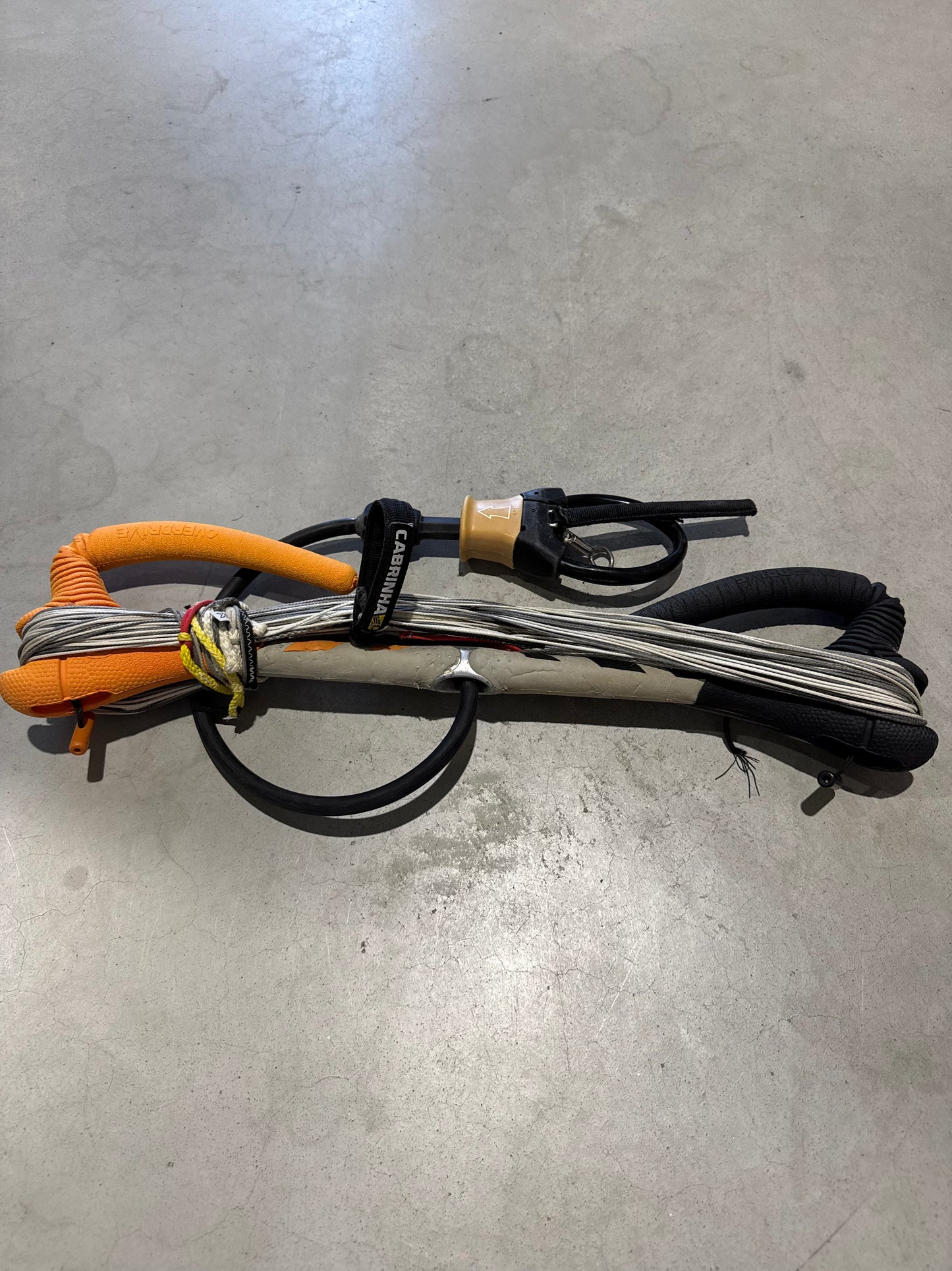 Cabrinha Switchblade 12m + Crazyfly Raptor 132x39 + Cabrinha Bar