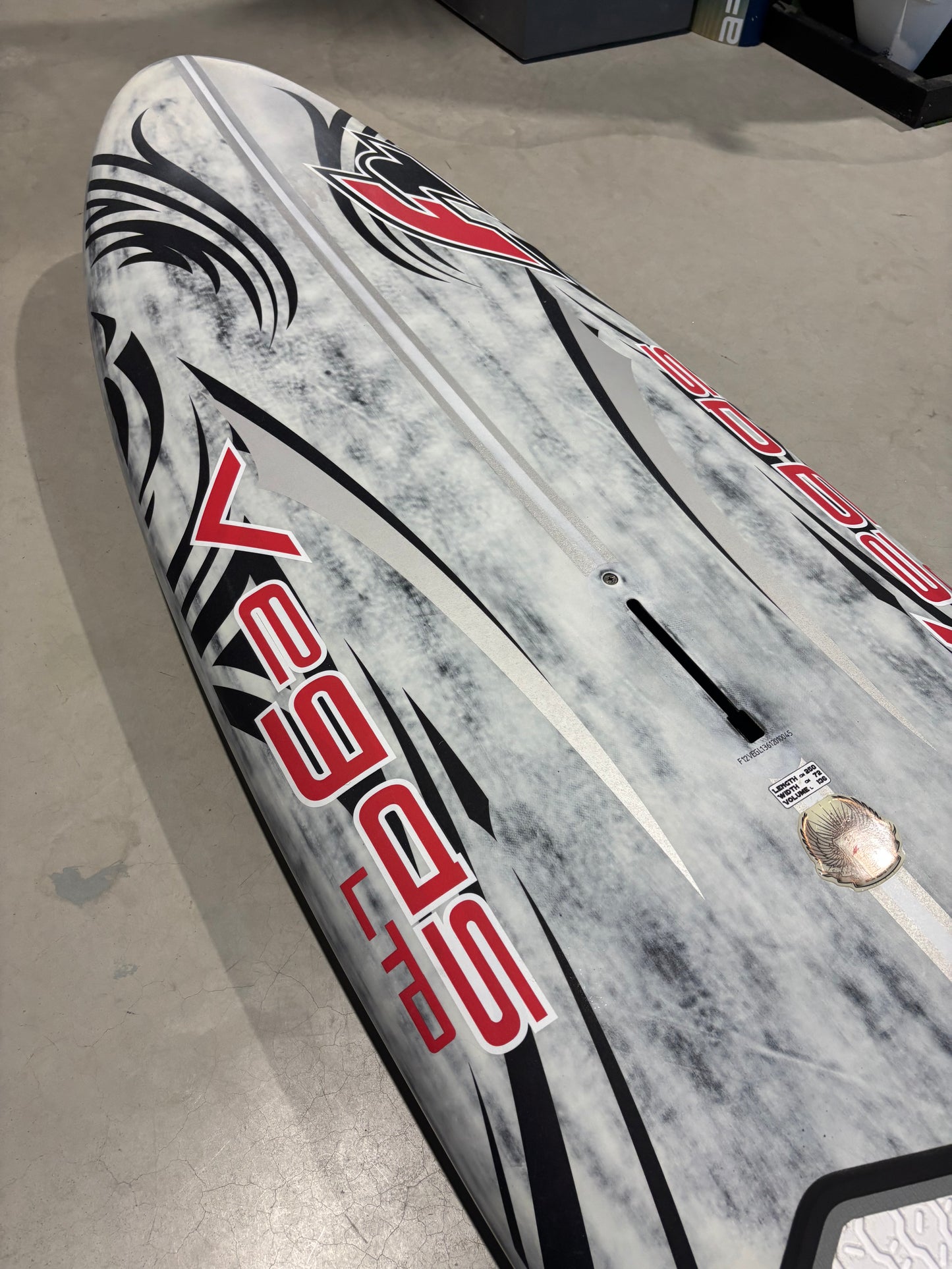 F2 Vegas LTD - 136L