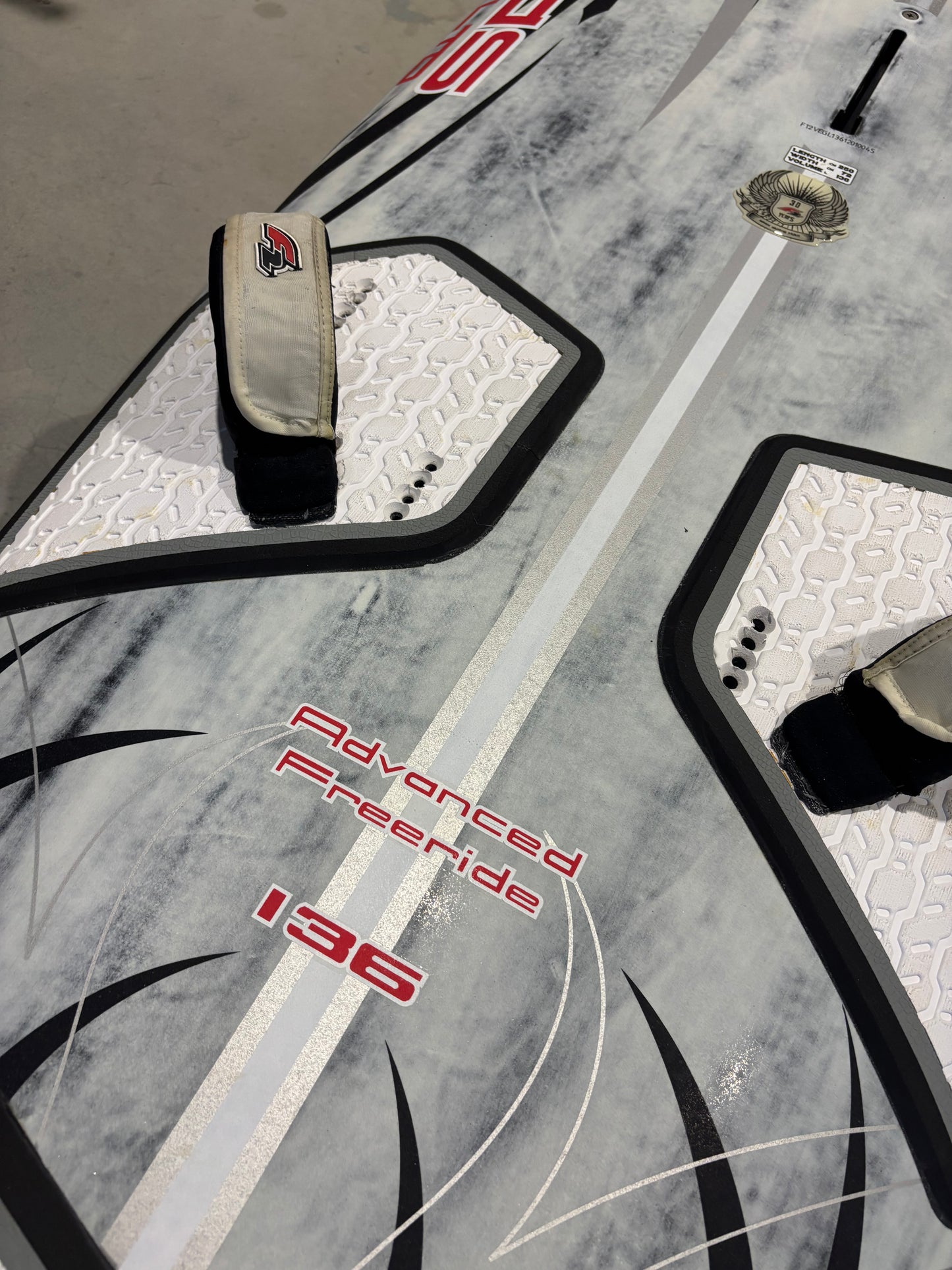 F2 Vegas LTD - 136L
