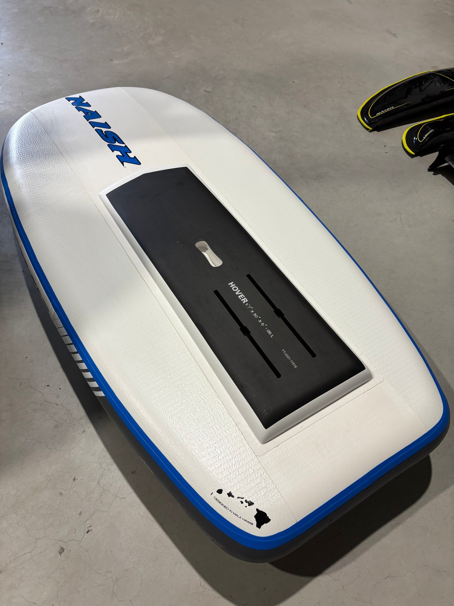Complete Wingfoil set | Naish Hover 5’7/135L + Naish Foil + Naish ADX 5.5