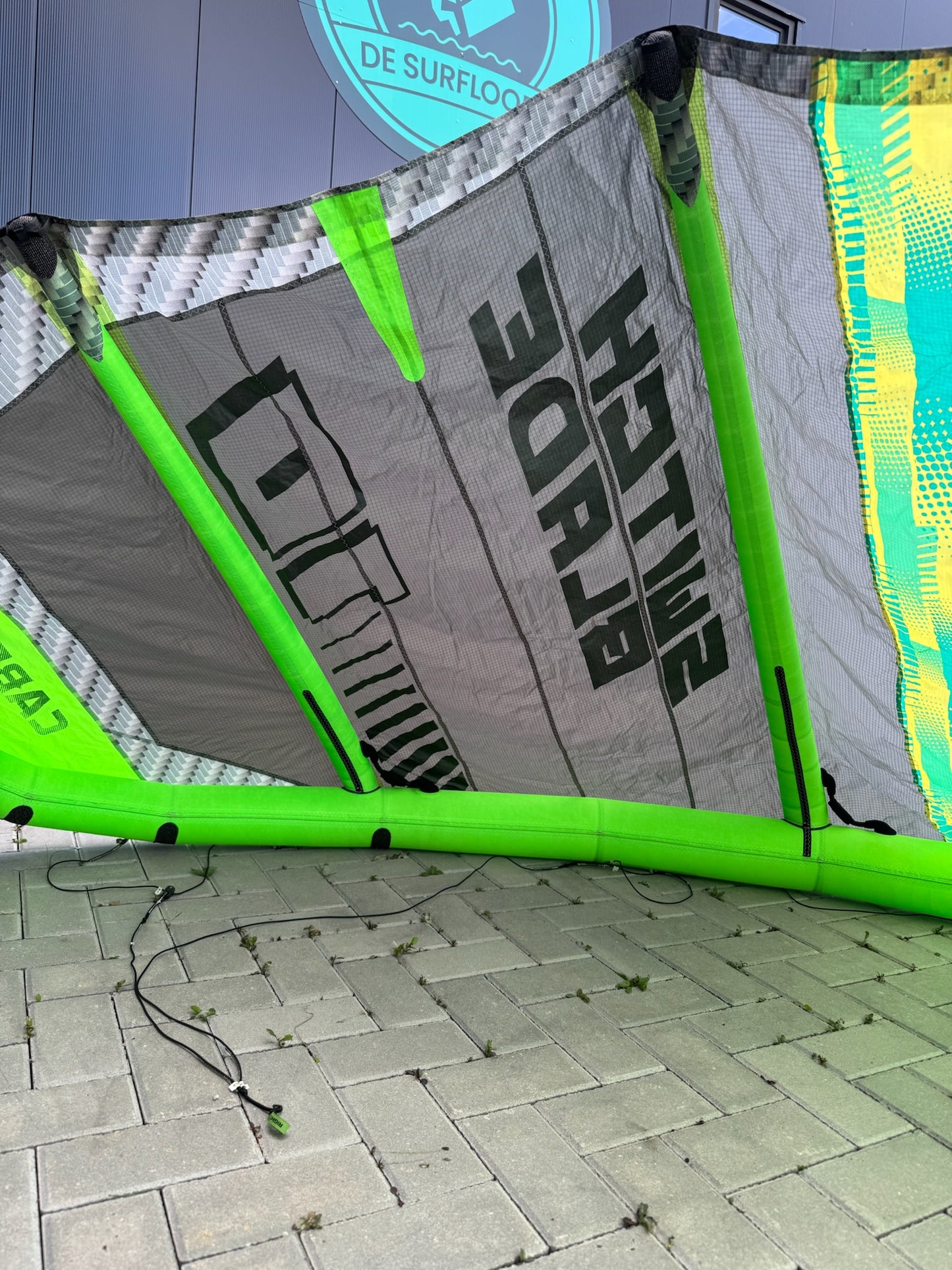 Cabrinha Switchblade 10 + Brunotti Onyx 136x38 + Cabrinha Bar