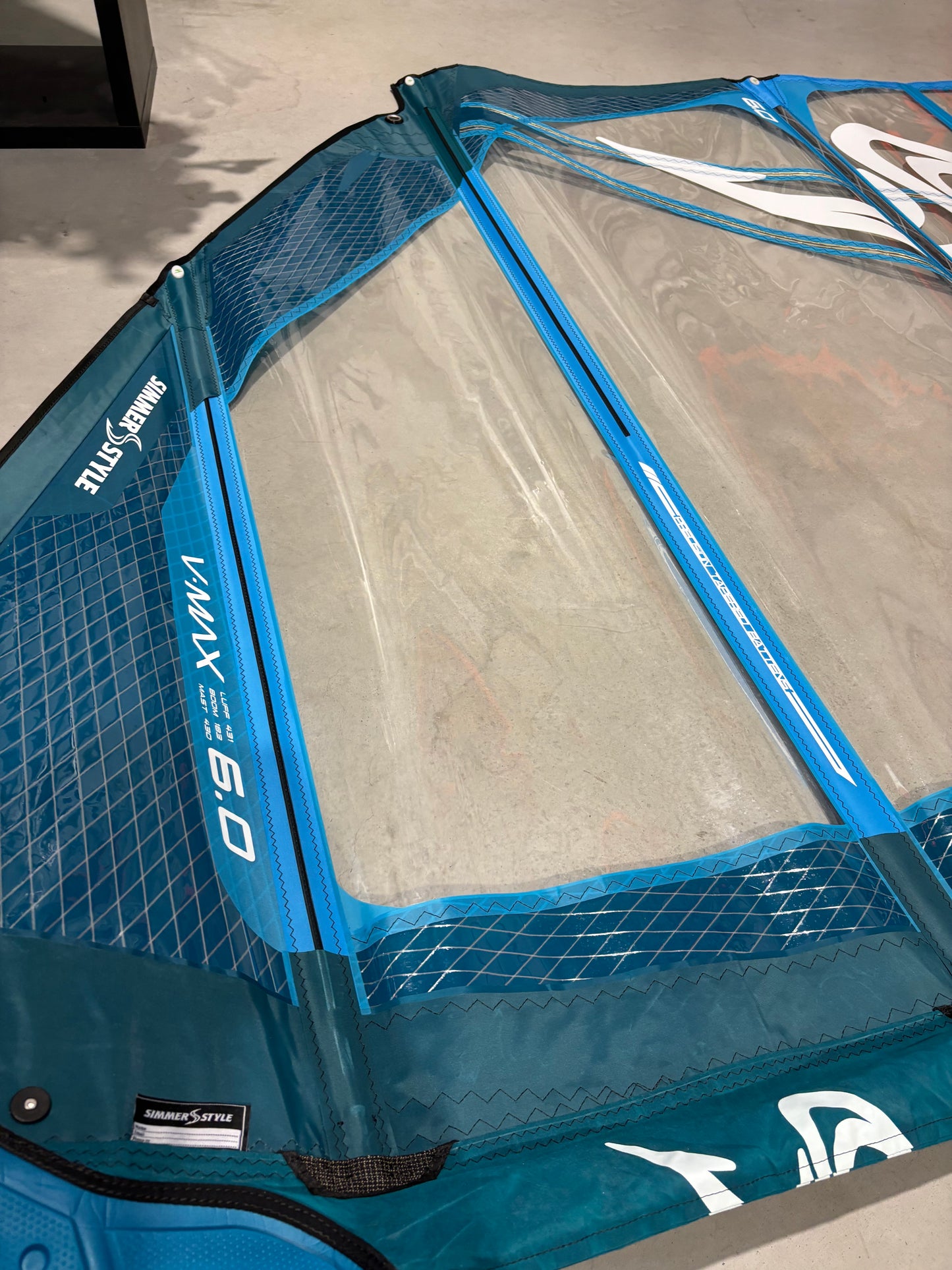 (Gereserveerd) Simmer Style V-Max 6.0 + Windgear 430 RDM C60