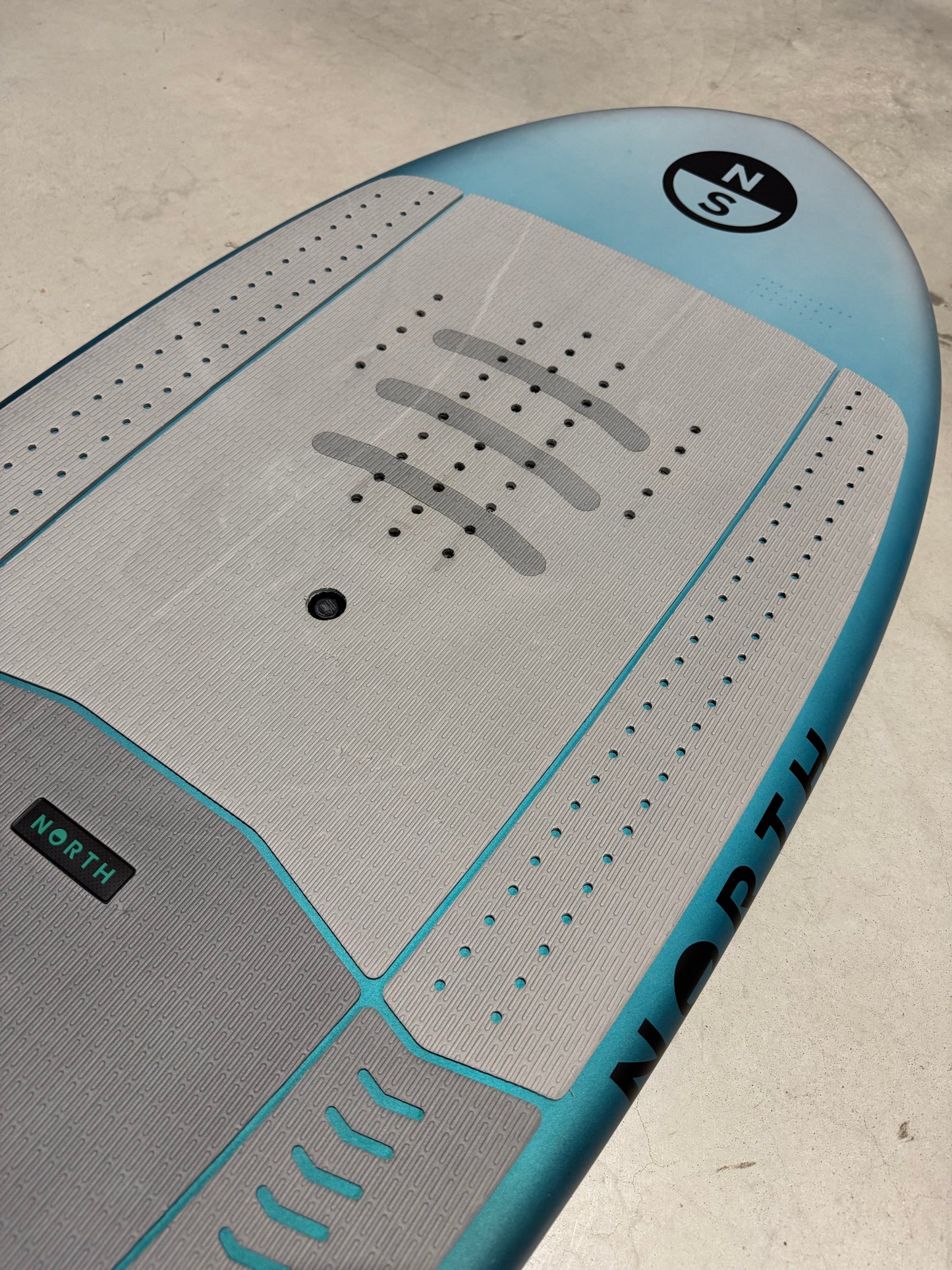 North Swell 4’10 - 65L