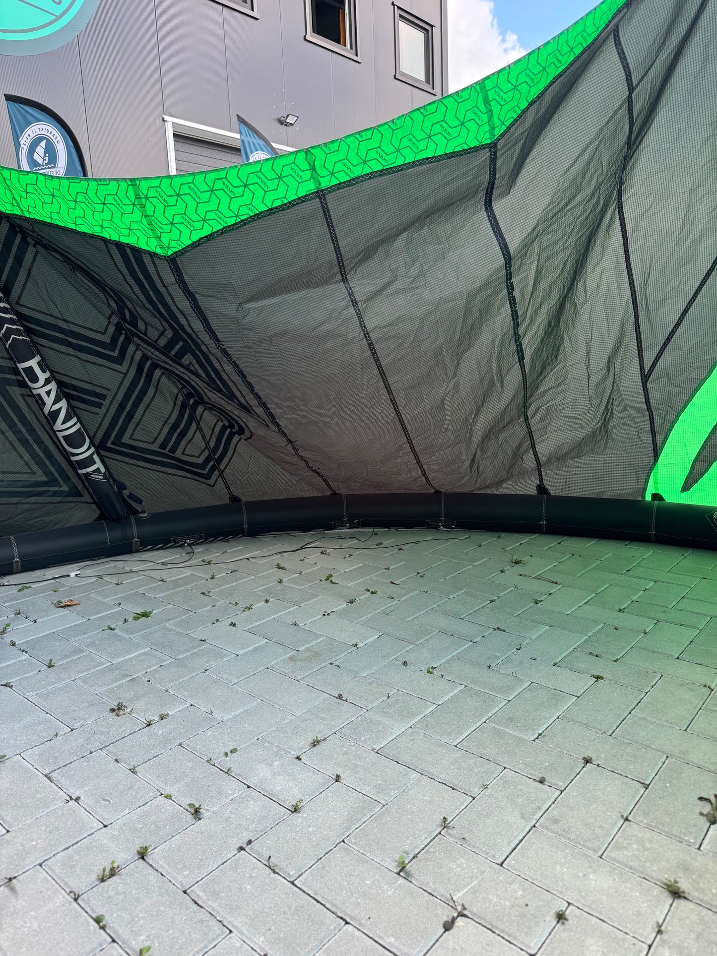 F-One Bandit 12m + RRD Placebo 137x40 + F-One Bar