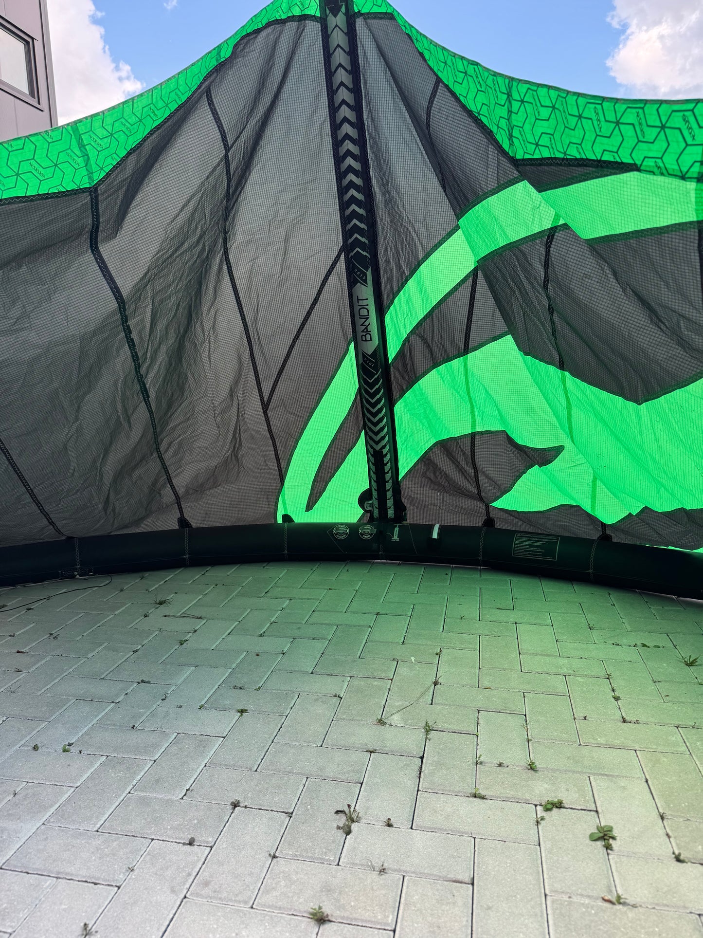 F-One Bandit 12m + RRD Placebo 137x40 + F-One Bar