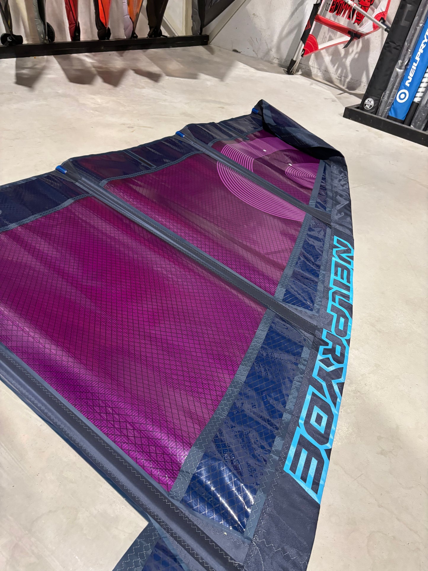 Neilpryde Atlas PRO 5.4 + Neilpryde 400 RDM C50 / NIEUW