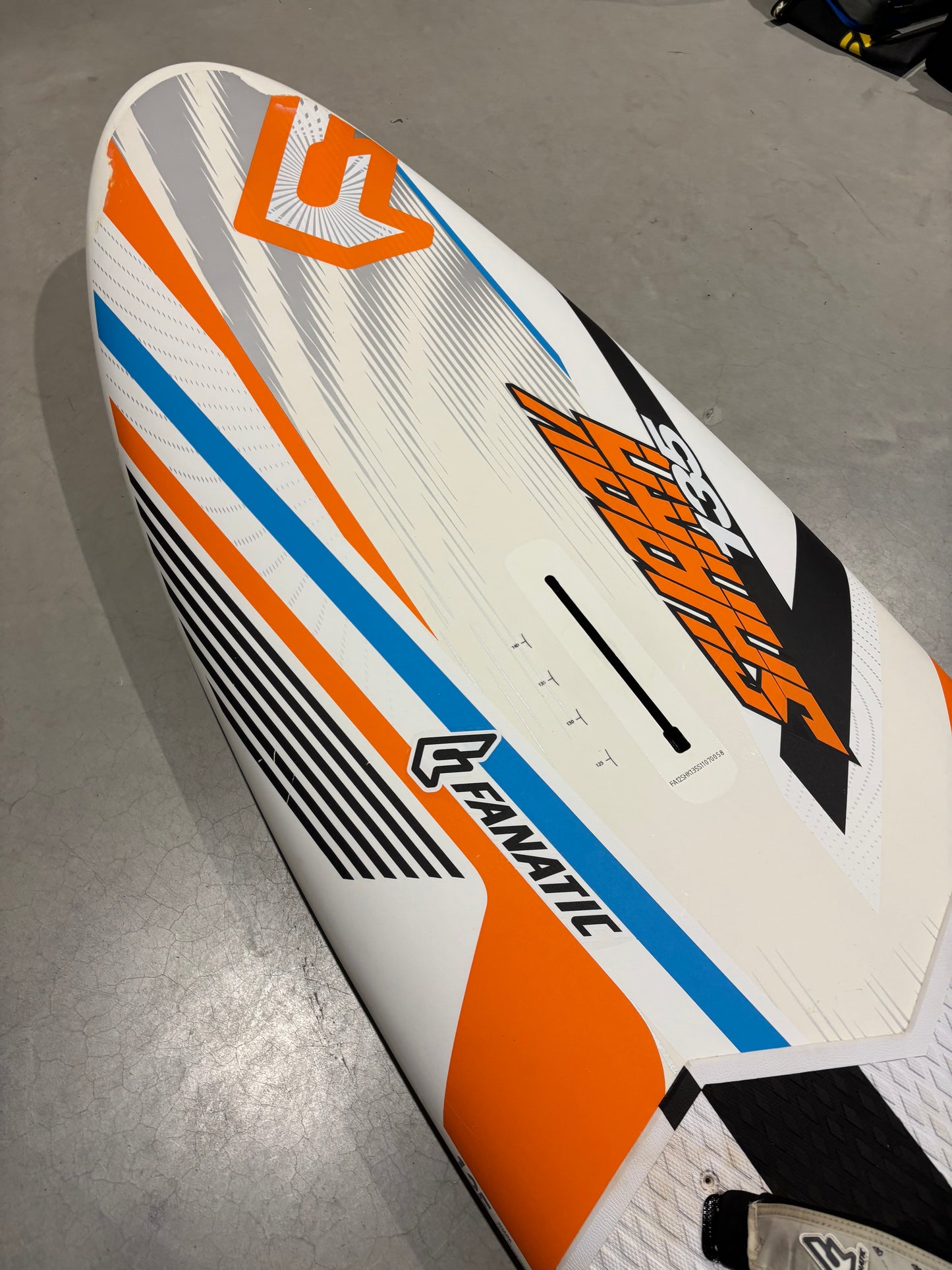 Fanatic Shark HRS - 135L