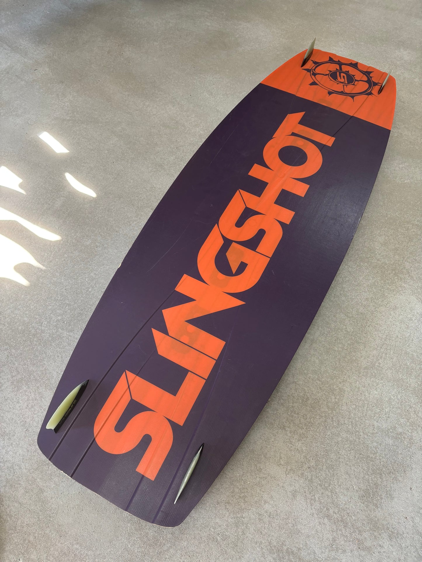 F-One Bandit 8 + Slingshot Vision 134x40 + F-One Bar