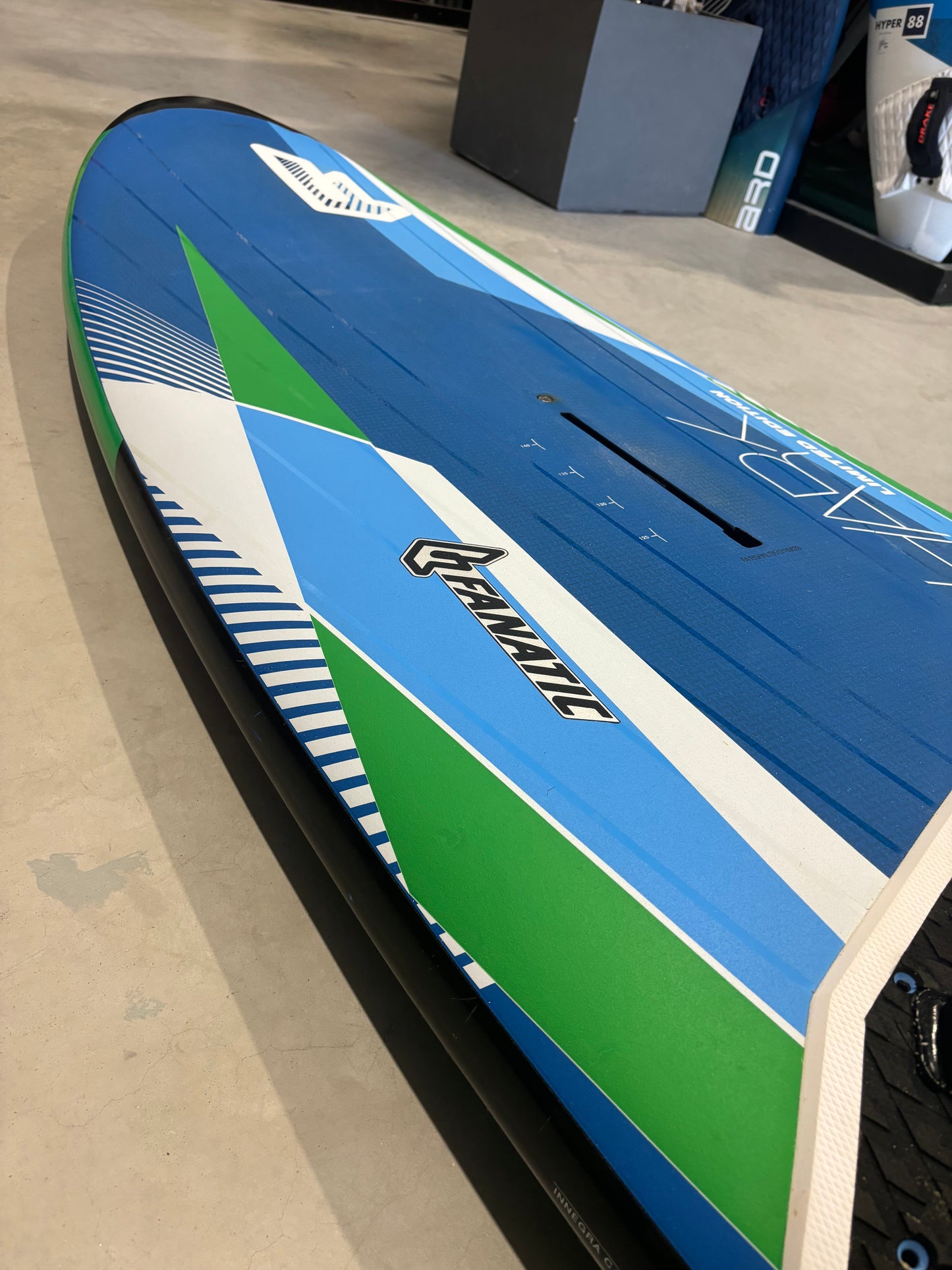 Fanatic Shark LTD - 135L