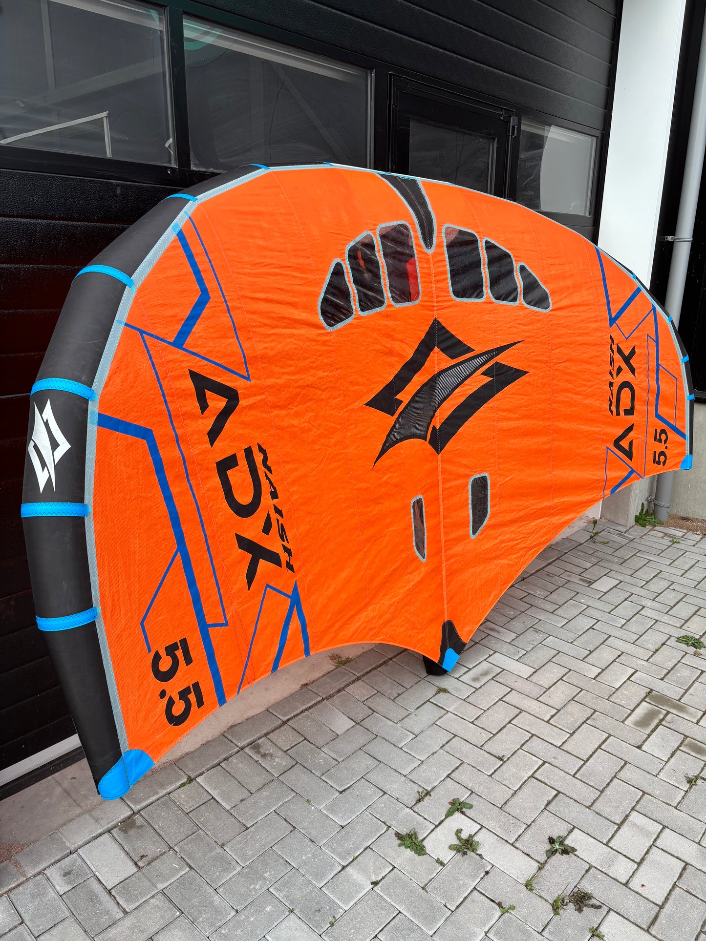 Complete Wingfoil set | Naish Hover 5’7/135L + Naish Foil + Naish ADX 5.5