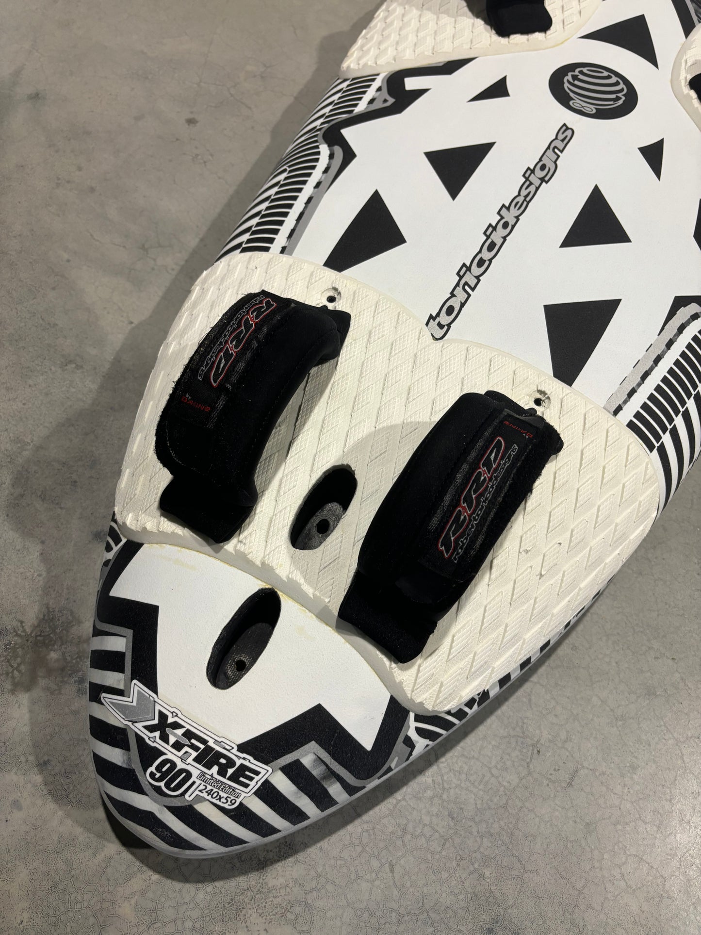 RRD X-Fire LTD - 90L