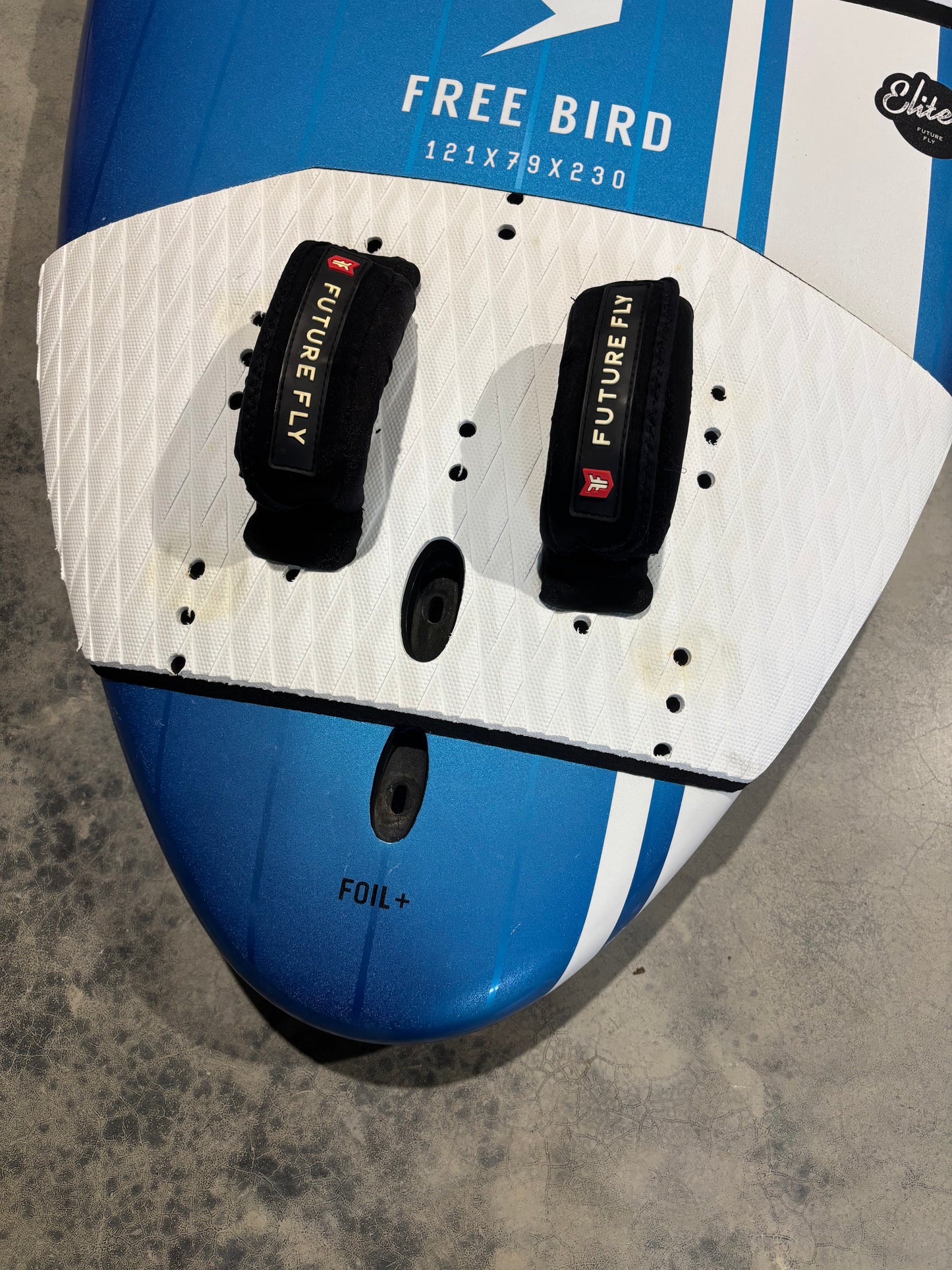 Future Fly Freebird - 121L