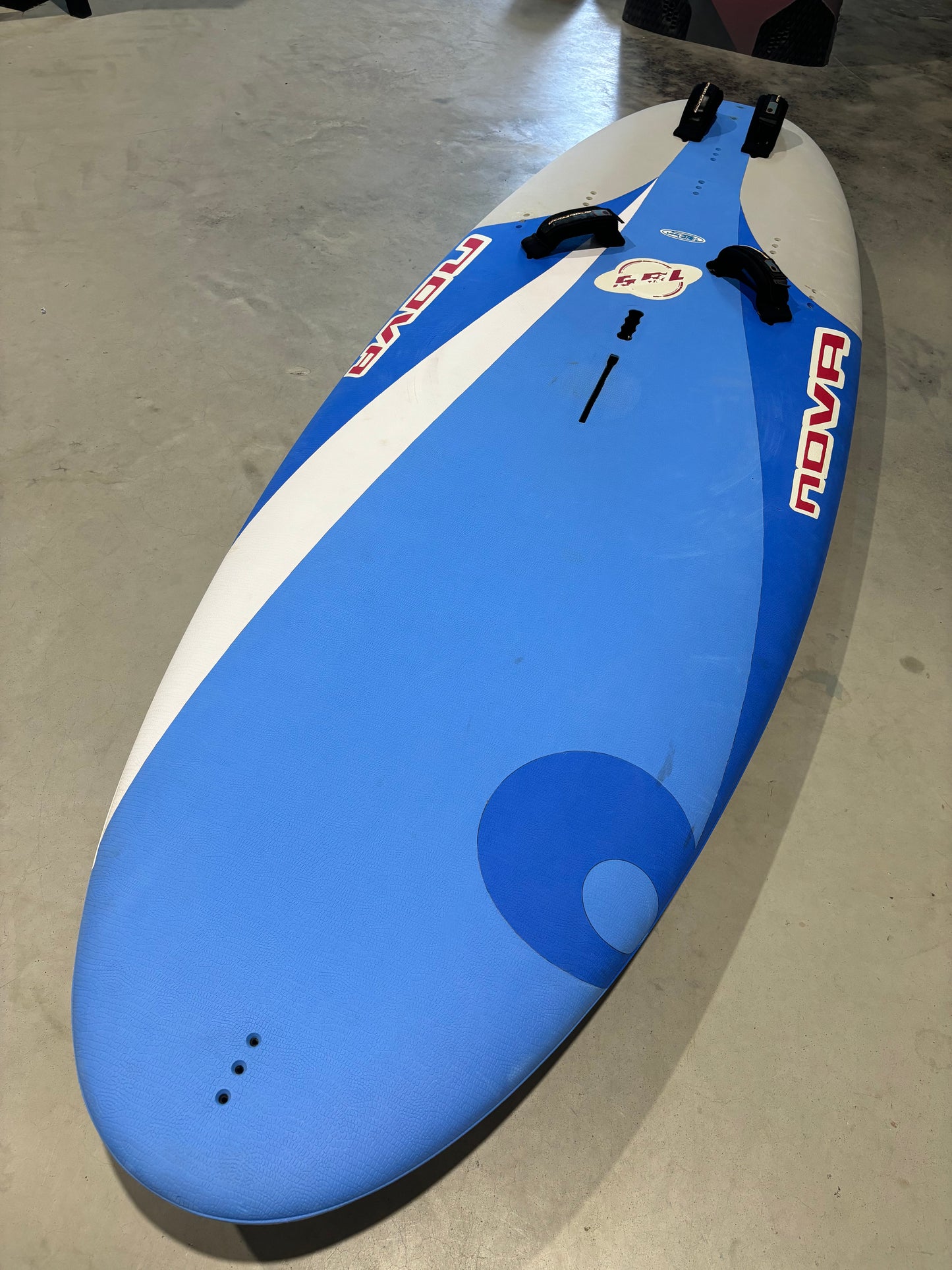 BIC Nova - 165L