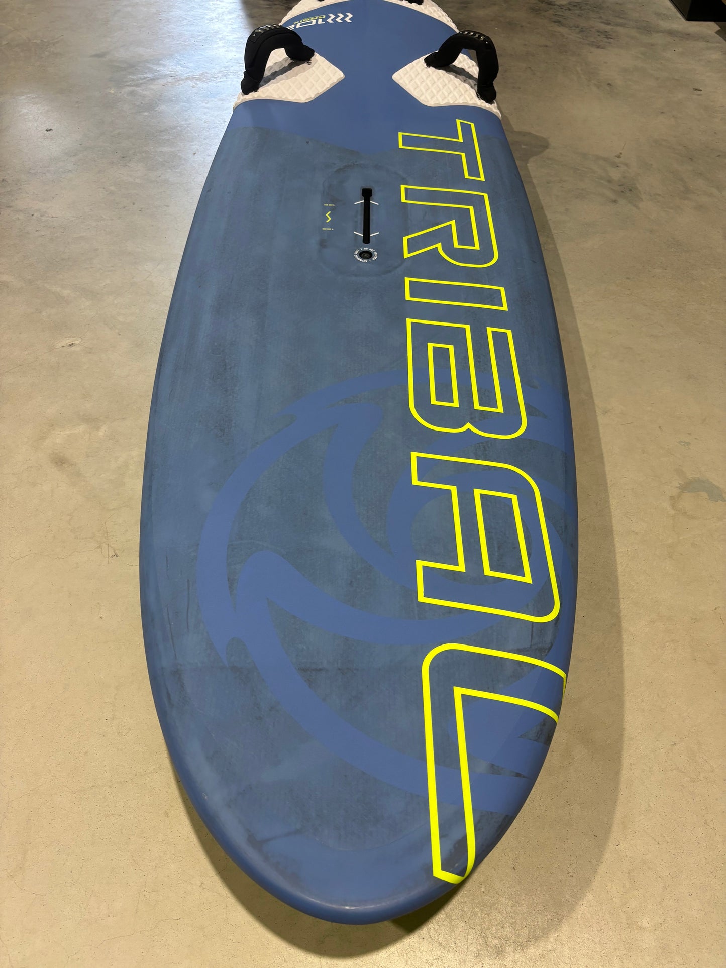 Tribal Radix - 102L / NIEUW