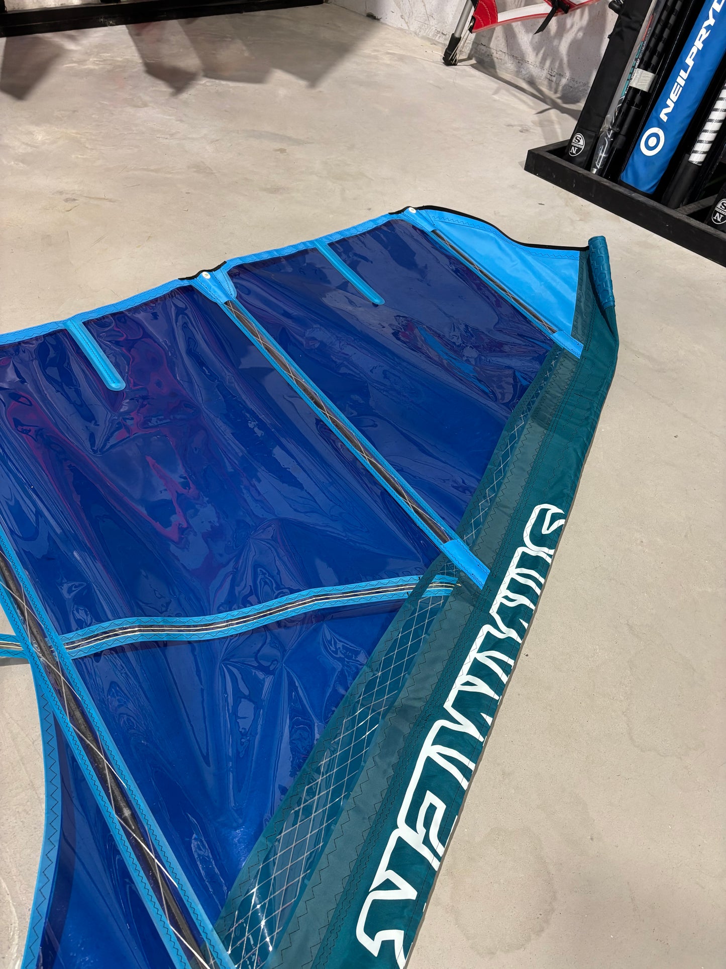 (Gereserveerd) Simmer Style V-Max 6.0 + Windgear 430 RDM C60