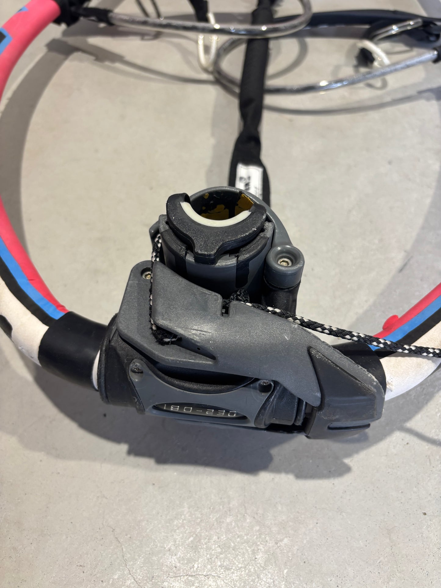Aeron V-Grip 180-230