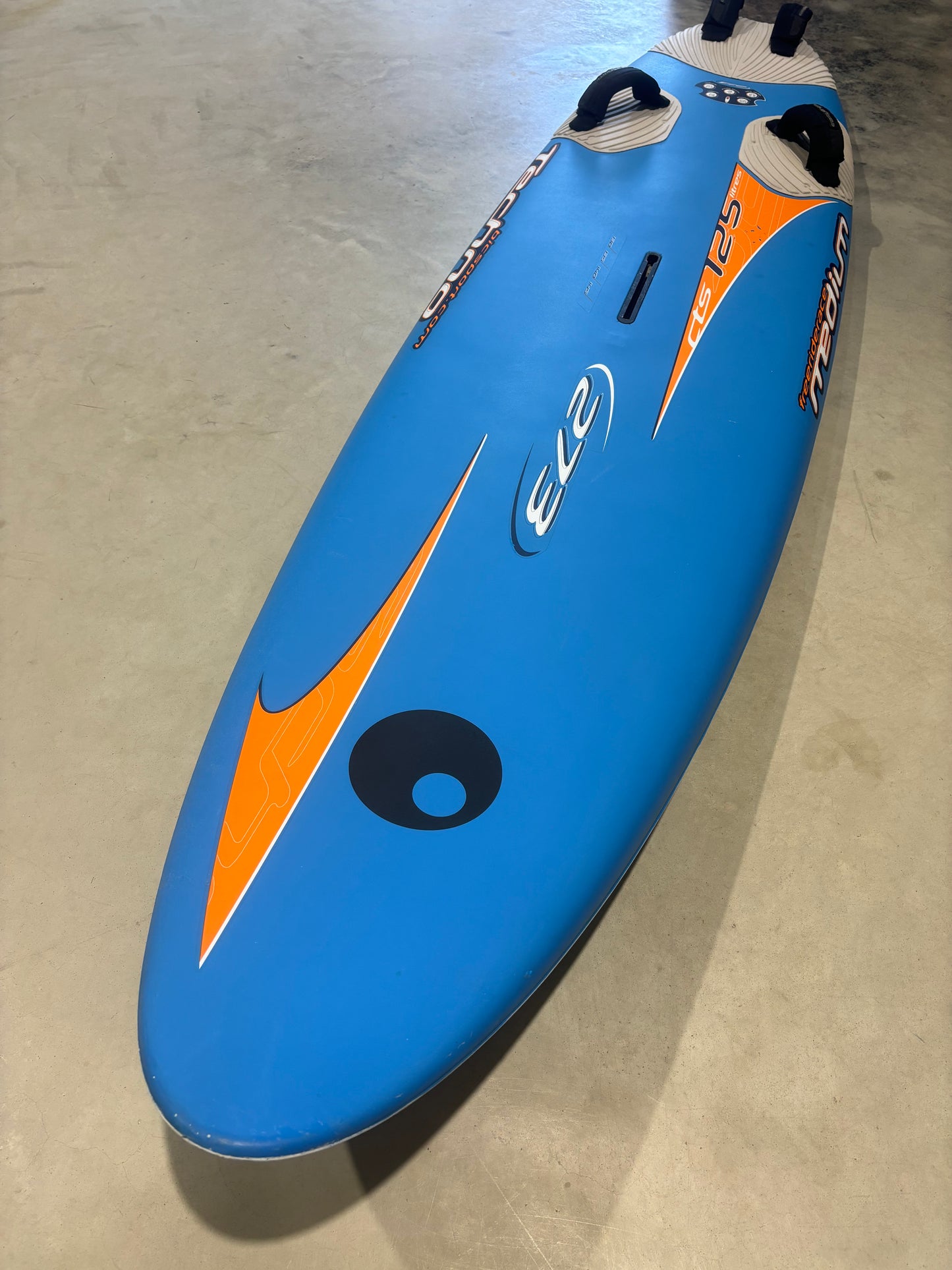 BIC Techno 273 - 125L