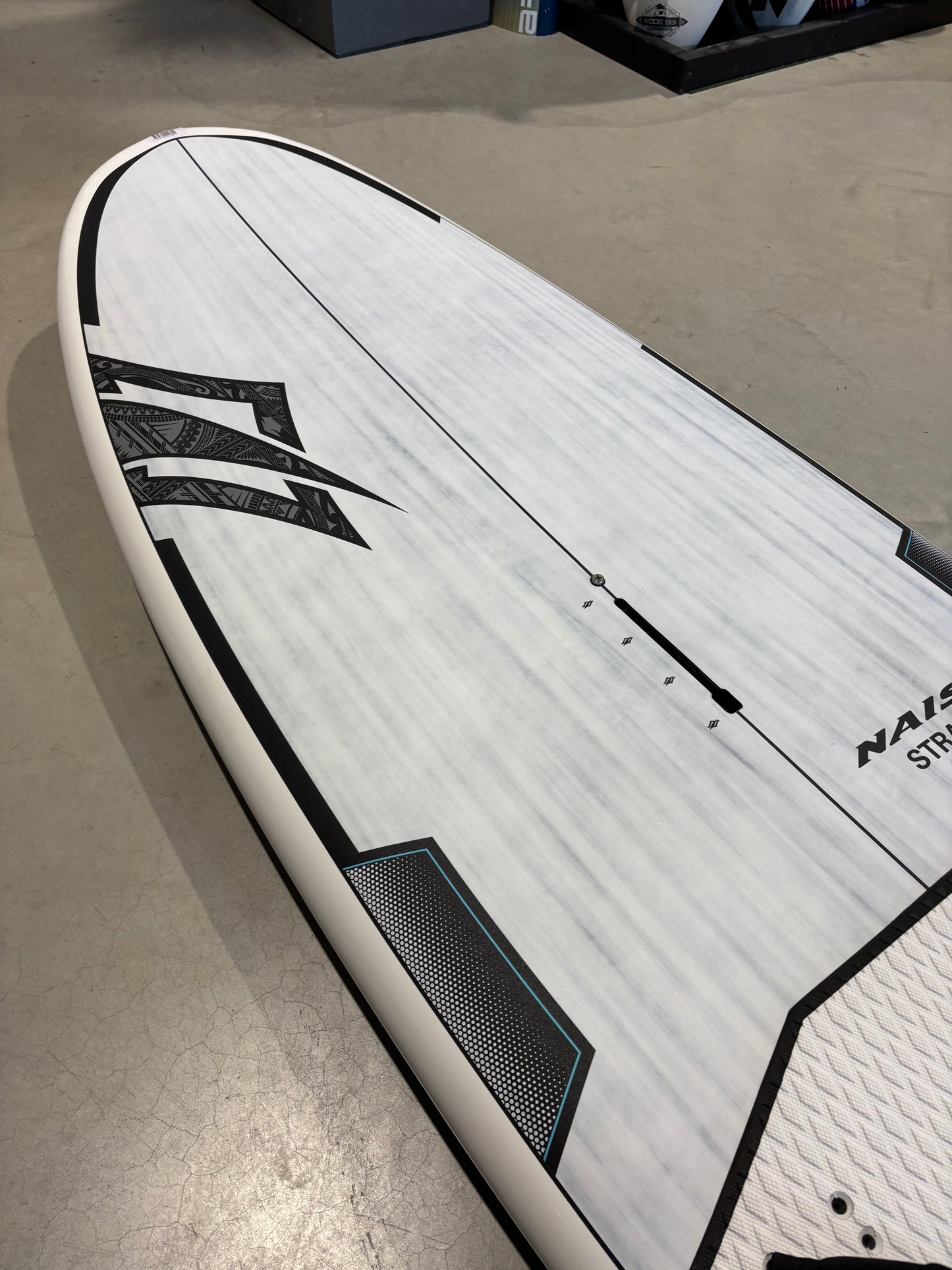 Naish Stratos - 145L / NIEUW