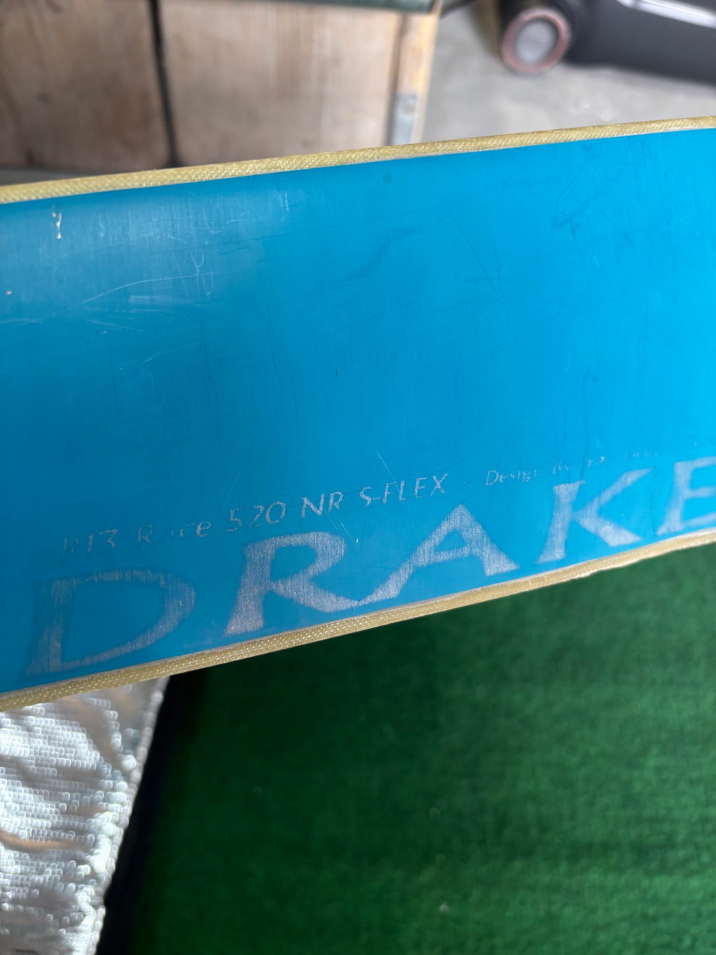 Drake Race 52cm Tuttlebox