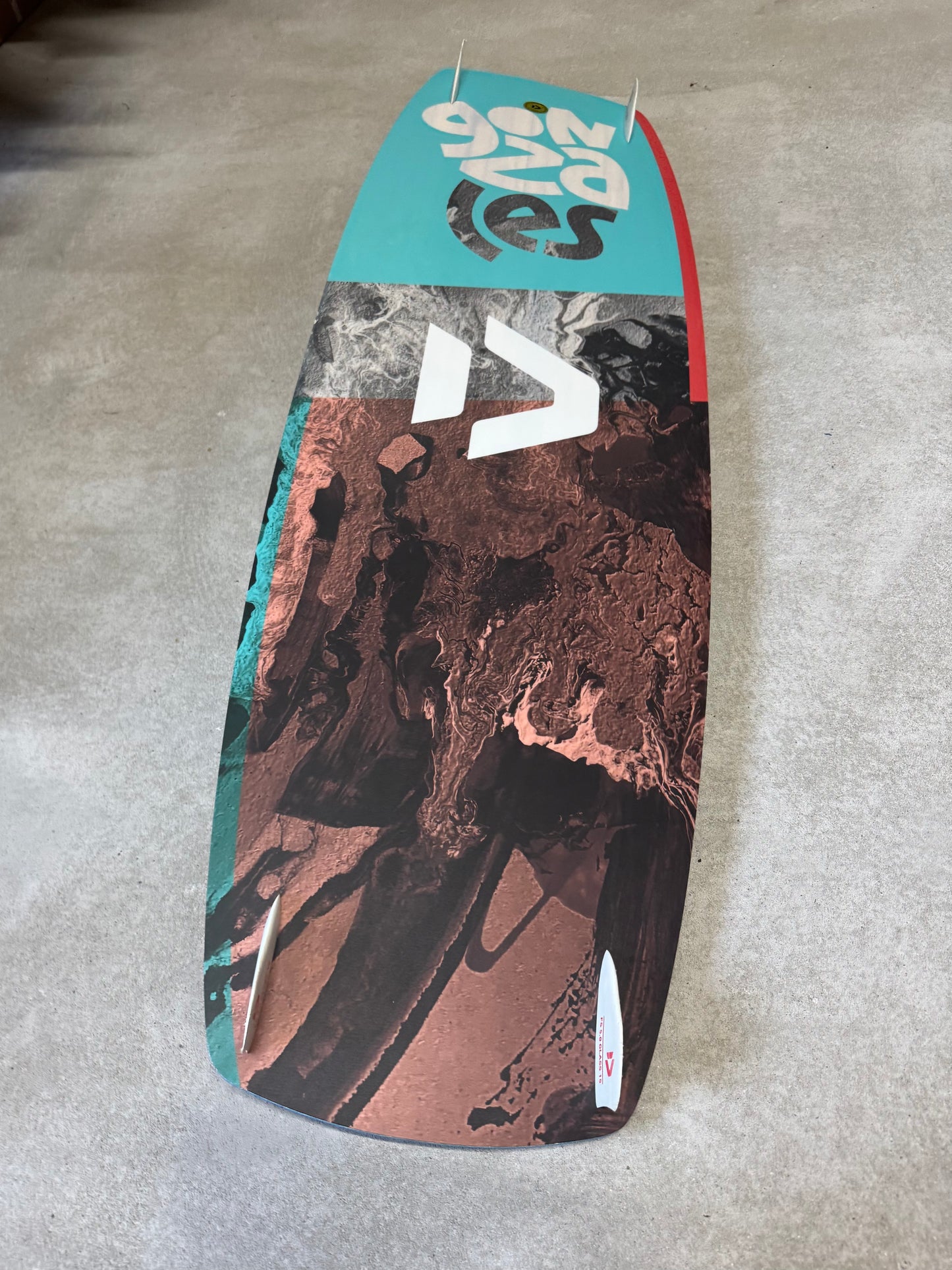 F-One Bandit 14m + Duotone Gonzales 142x43 + F-One Bar