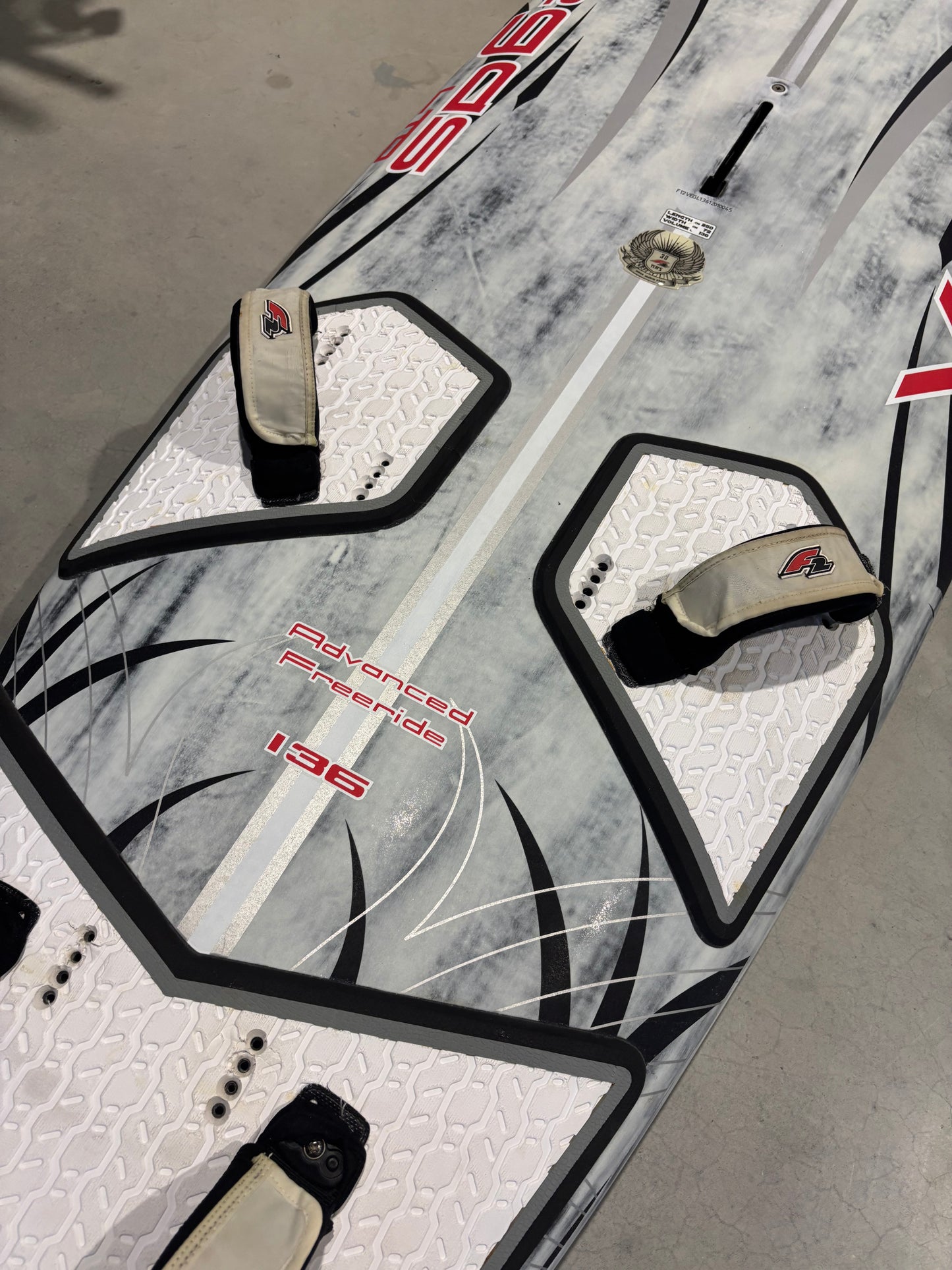F2 Vegas LTD - 136L