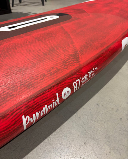 Quatro Pyramid PRO - 87L