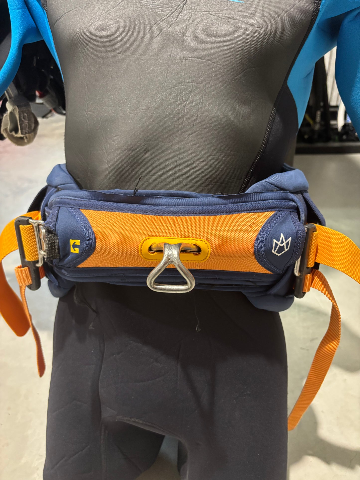 Manera Heuptrapeze maat M