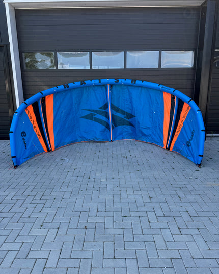 Naish Triad 9m